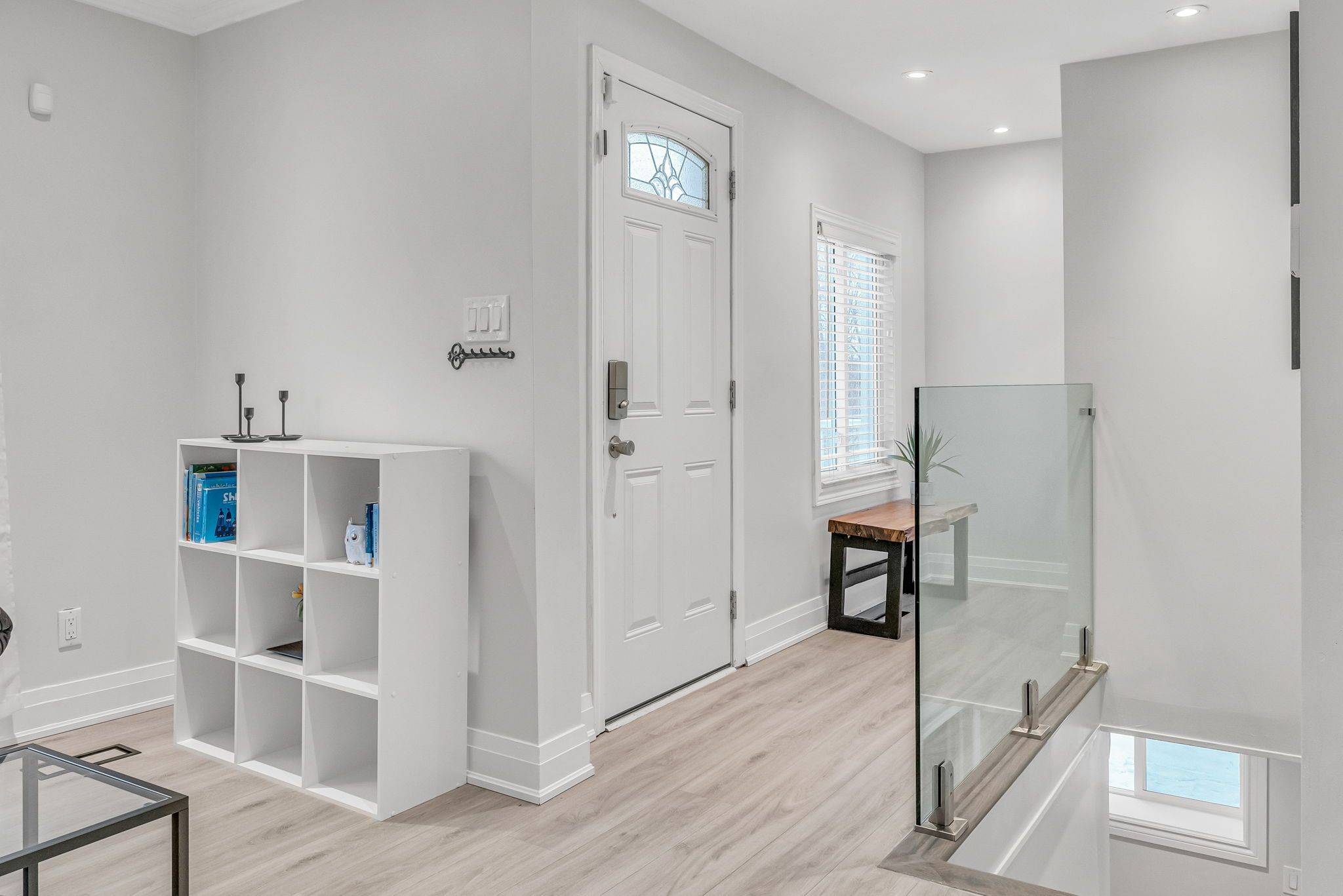 Mississauga, ON L5E 2C7,1034 Meredith AVE