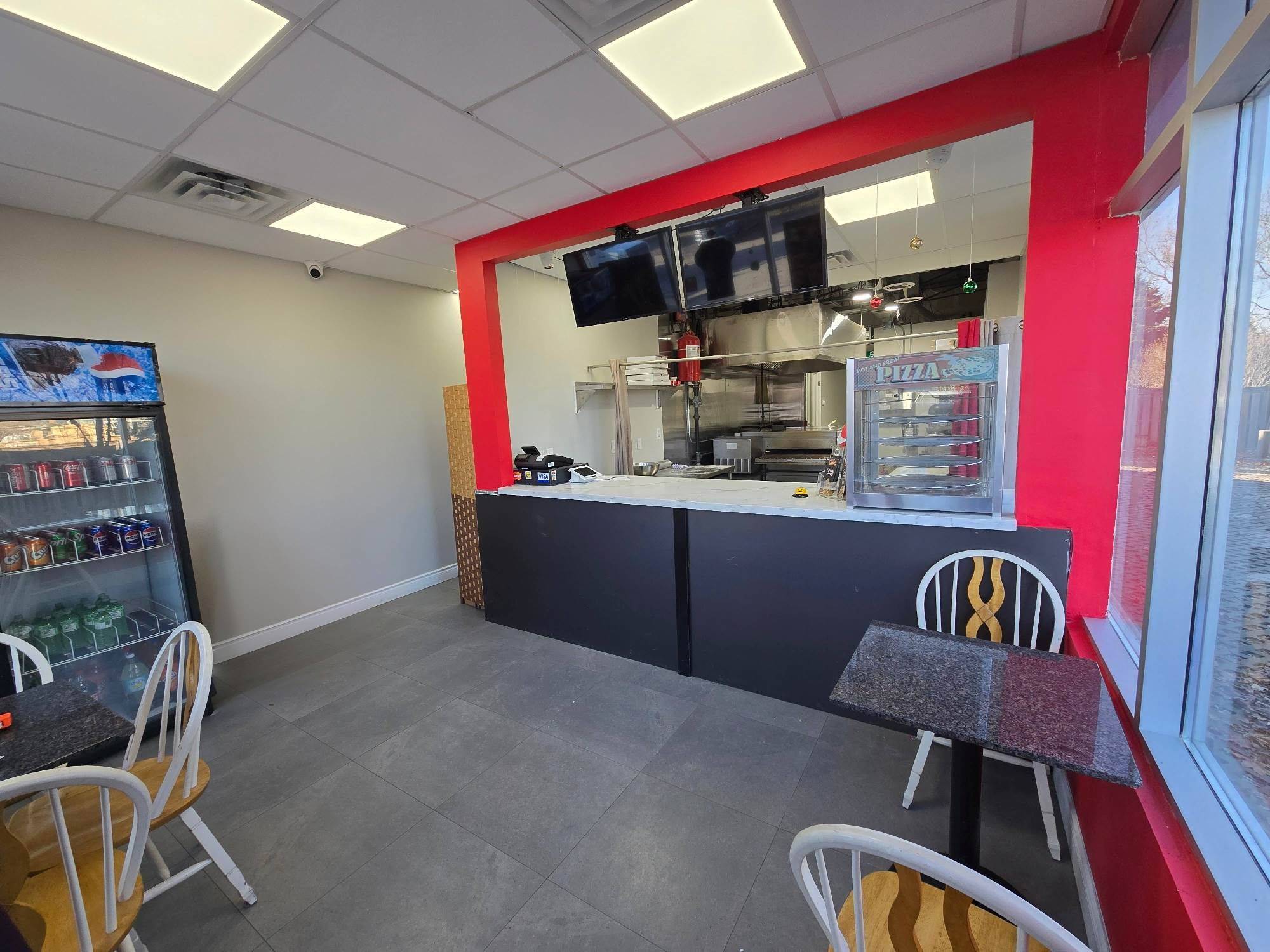 Hamilton, ON L8G 1E4,259 Queenston RD #9