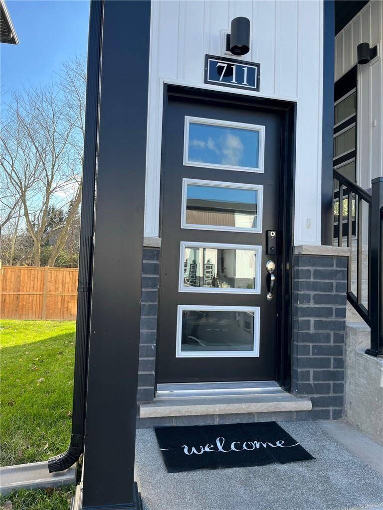 Niagara Falls, ON L2E 0C2,4263 Fourth AVE #711