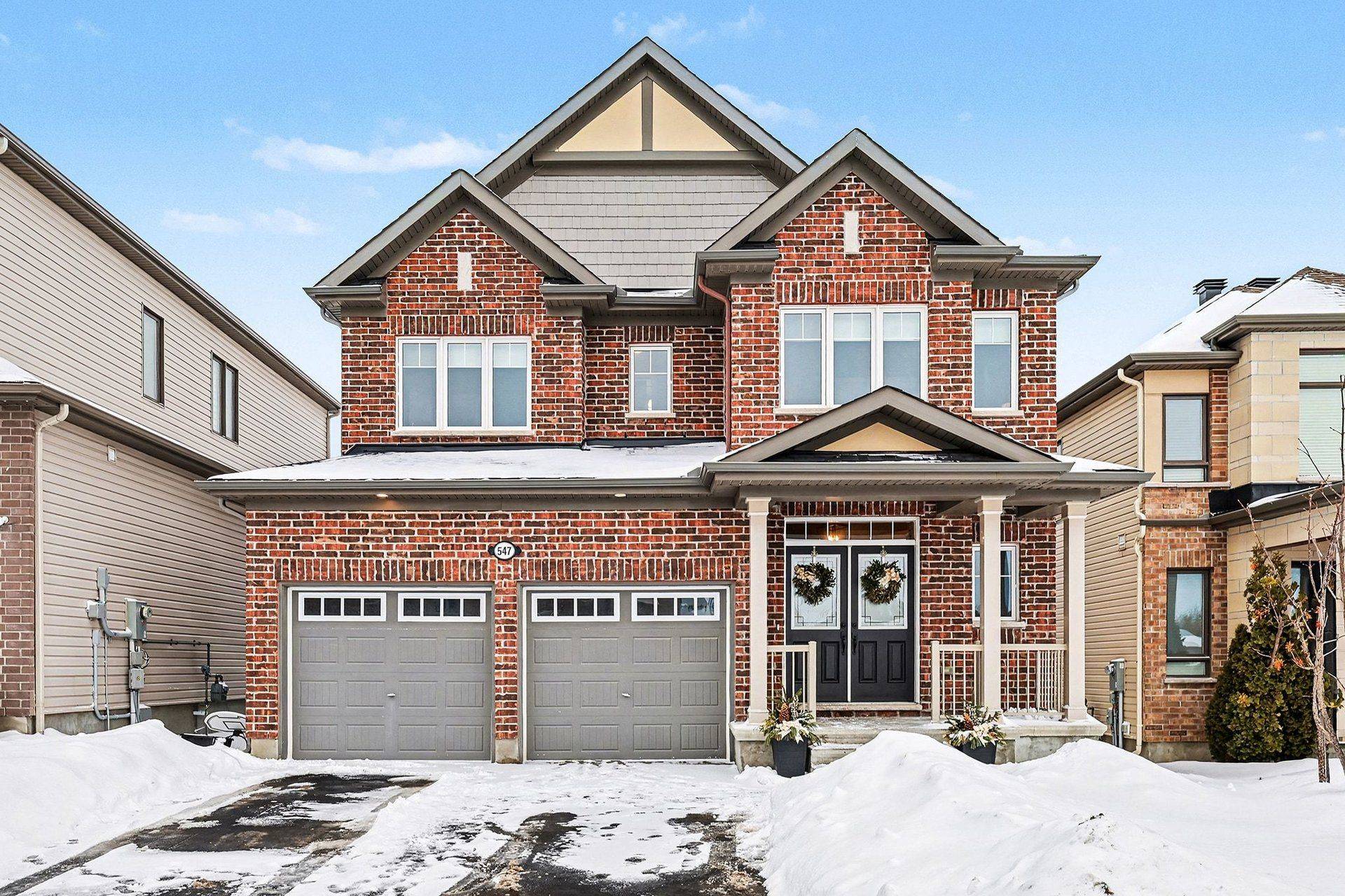 Stittsville - Munster - Richmond, ON K2S 0X8,547 Parade DR