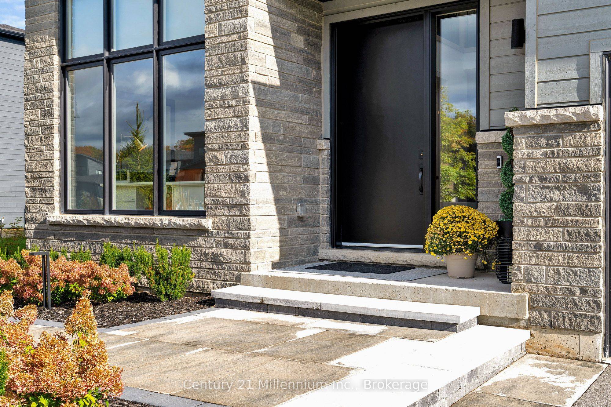 Blue Mountains, ON N0H 1J0,117 Tekiah RD