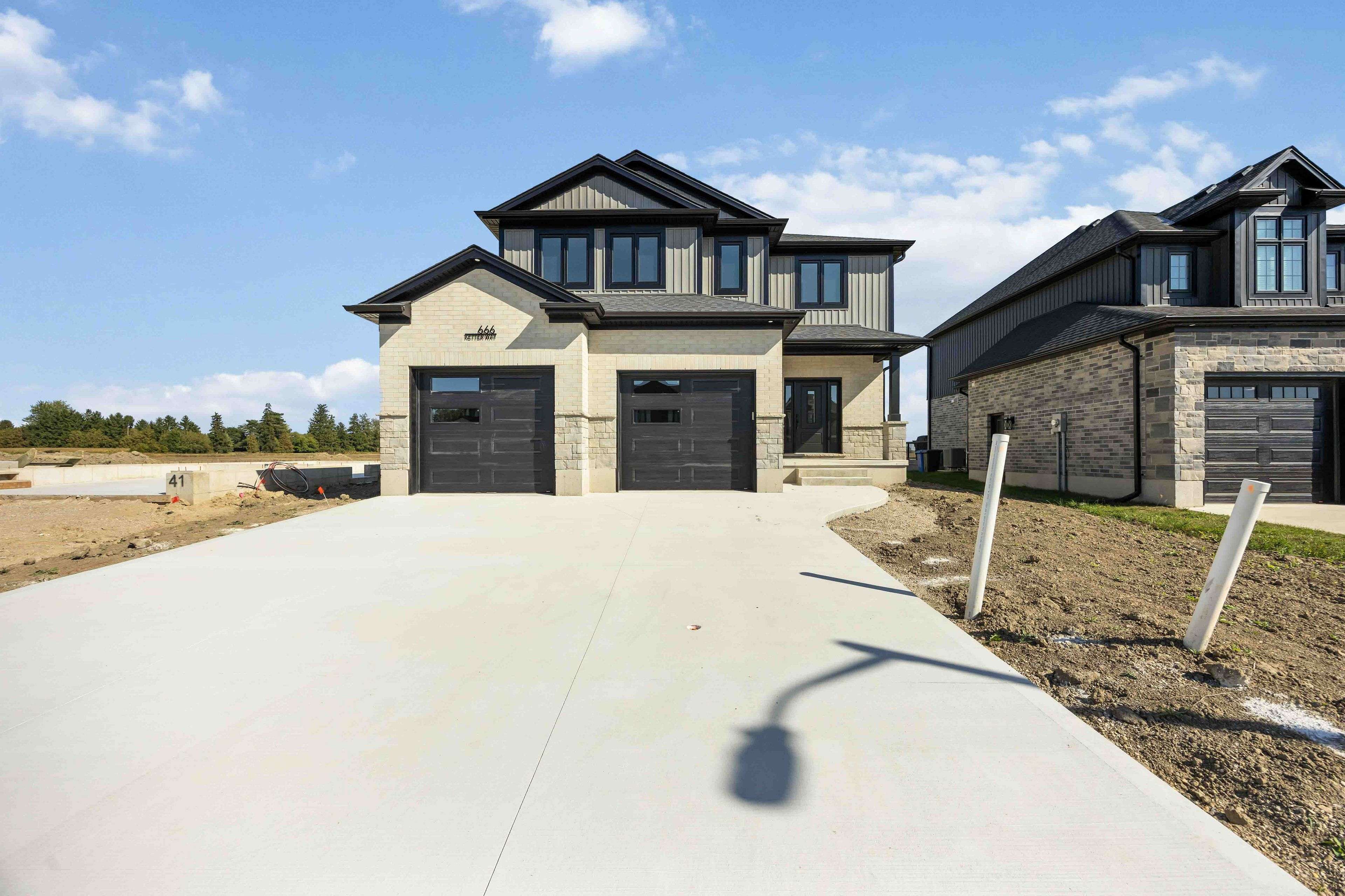 Plympton-wyoming, ON N0N 1T0,644 Ketter WAY