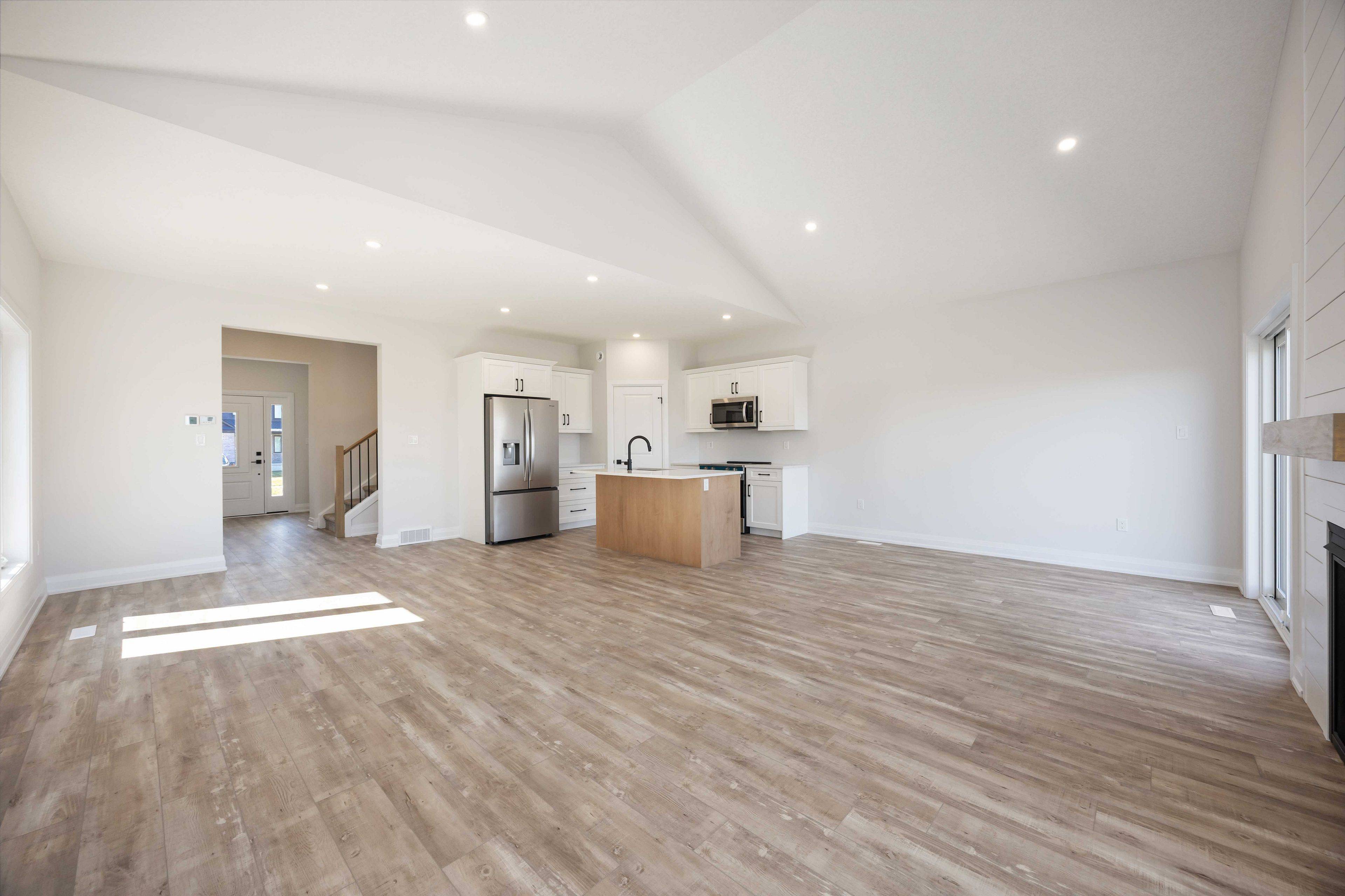 Plympton-wyoming, ON N0N 1T0,644 Ketter WAY