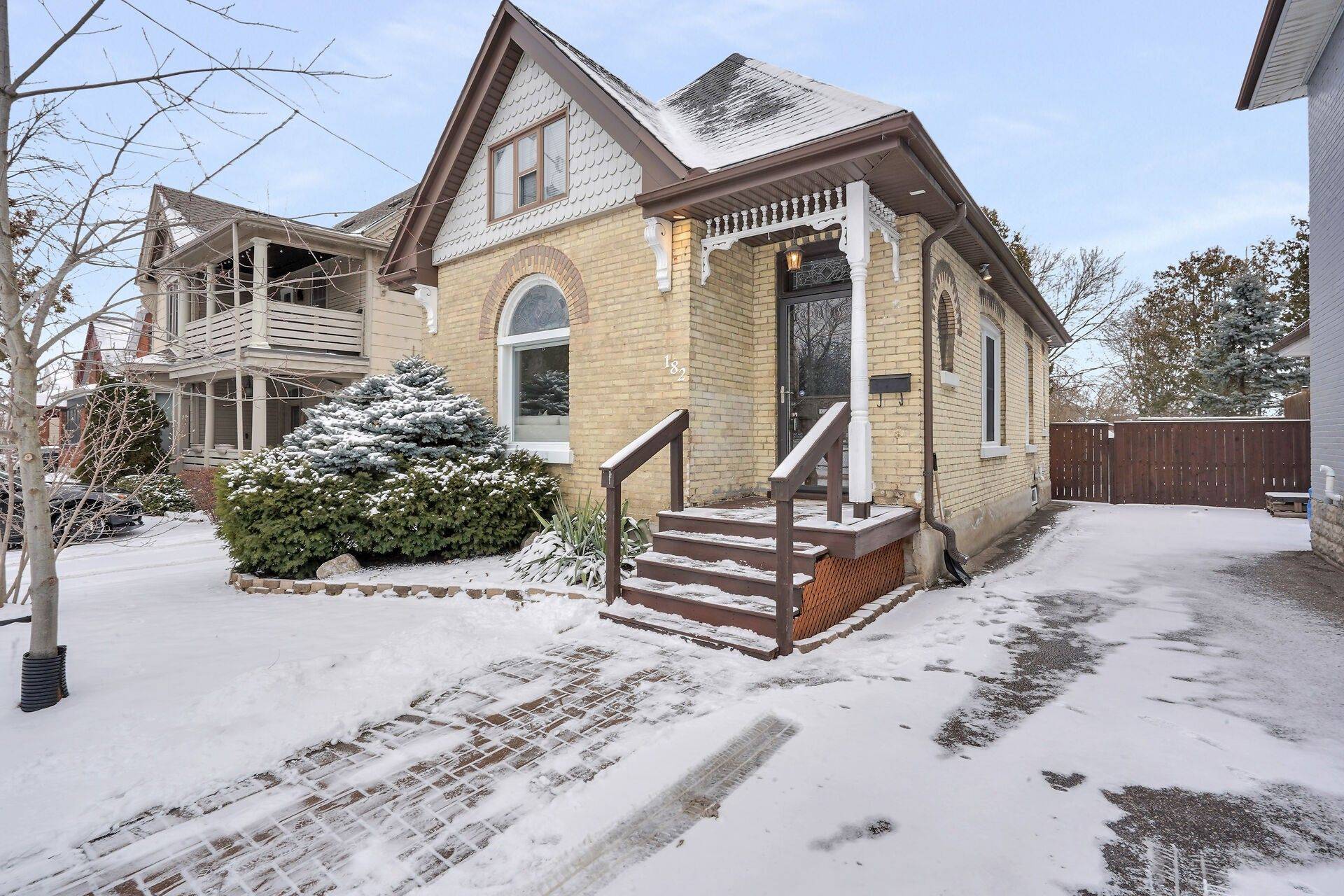 London South, ON N6C 1X3,182 Briscoe ST E