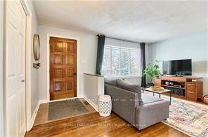 Orleans - Cumberland And Area, ON K1E 1B8,841 Balsam DR