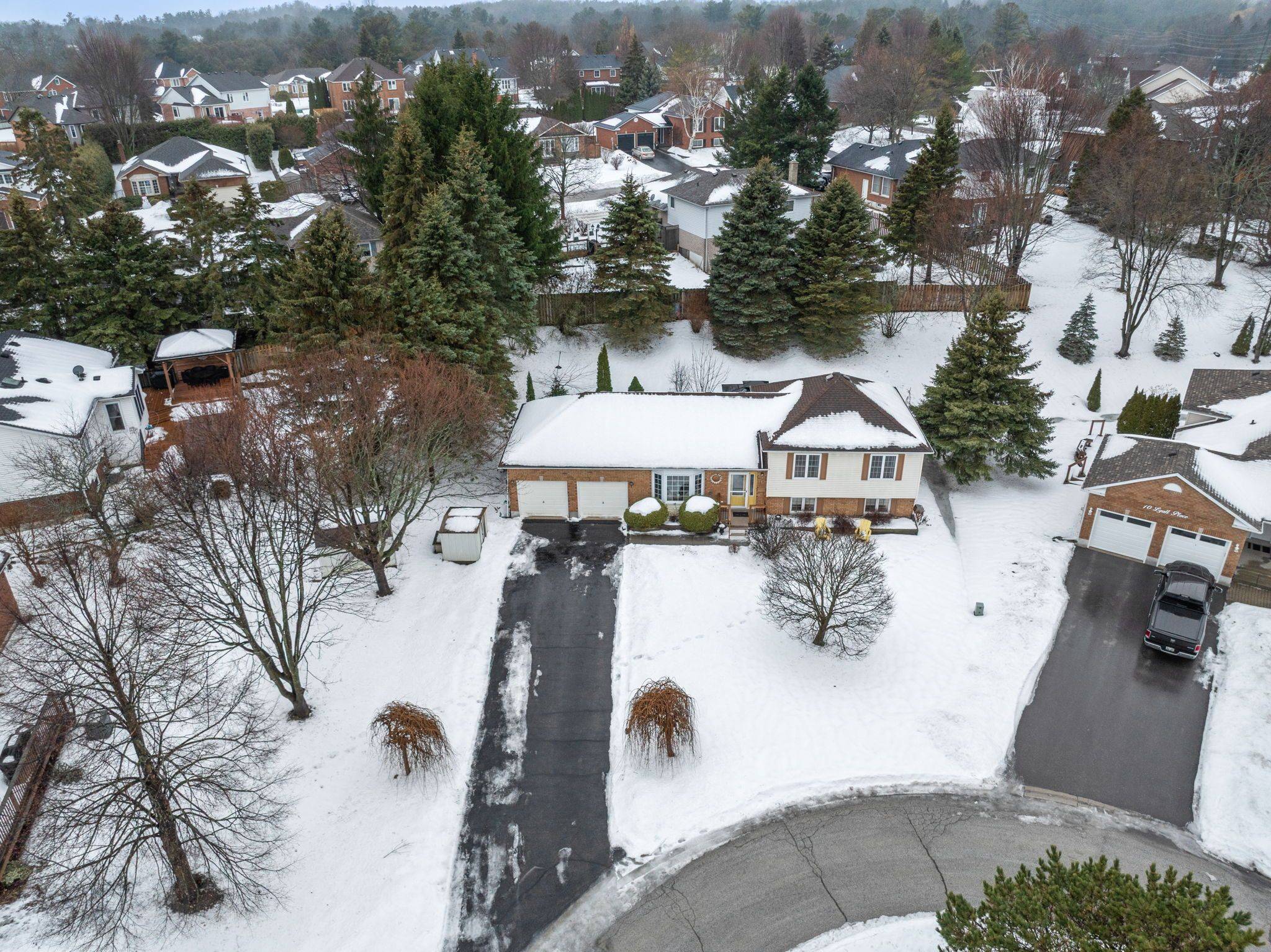 Port Hope, ON L1A 4G8,12 Lyall PL