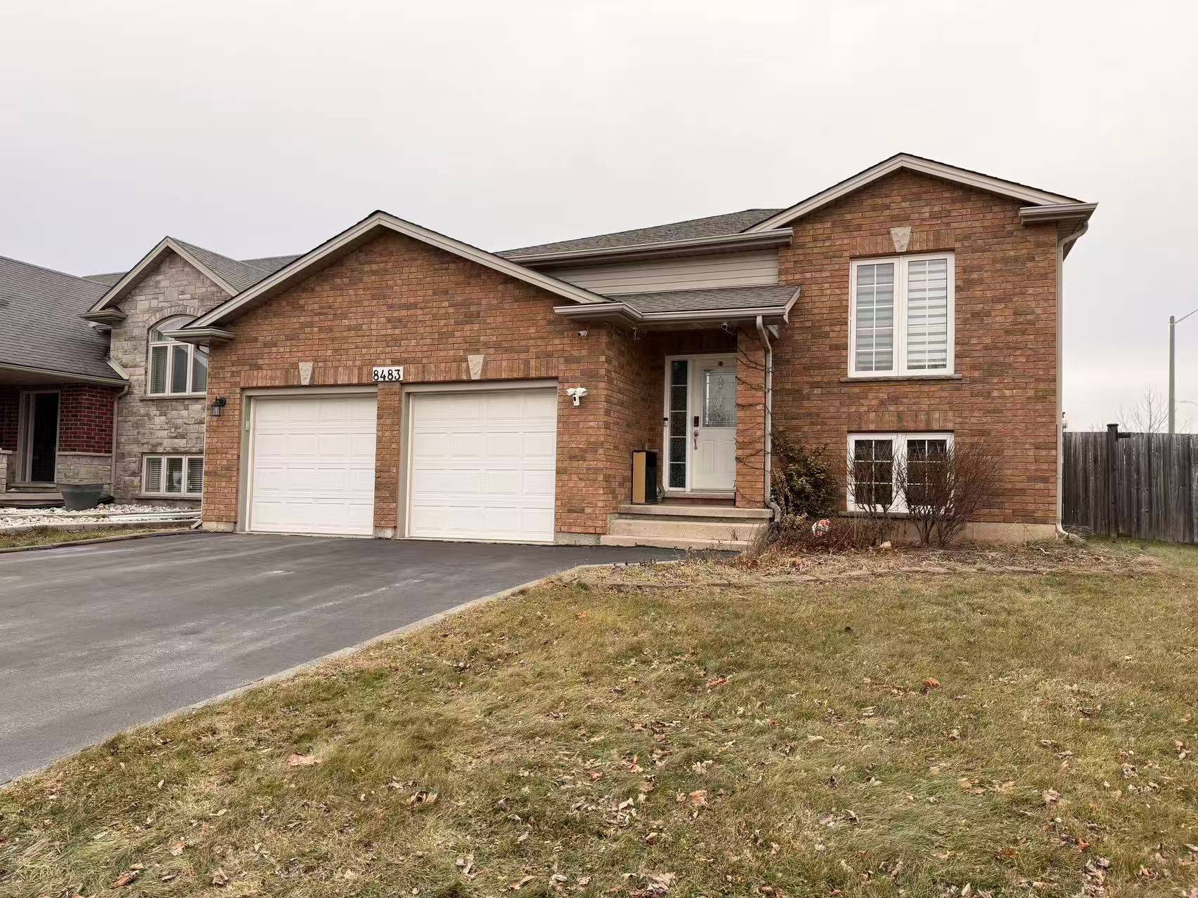 Niagara Falls, ON L2H 0B5,8483 GLAVCIC DR