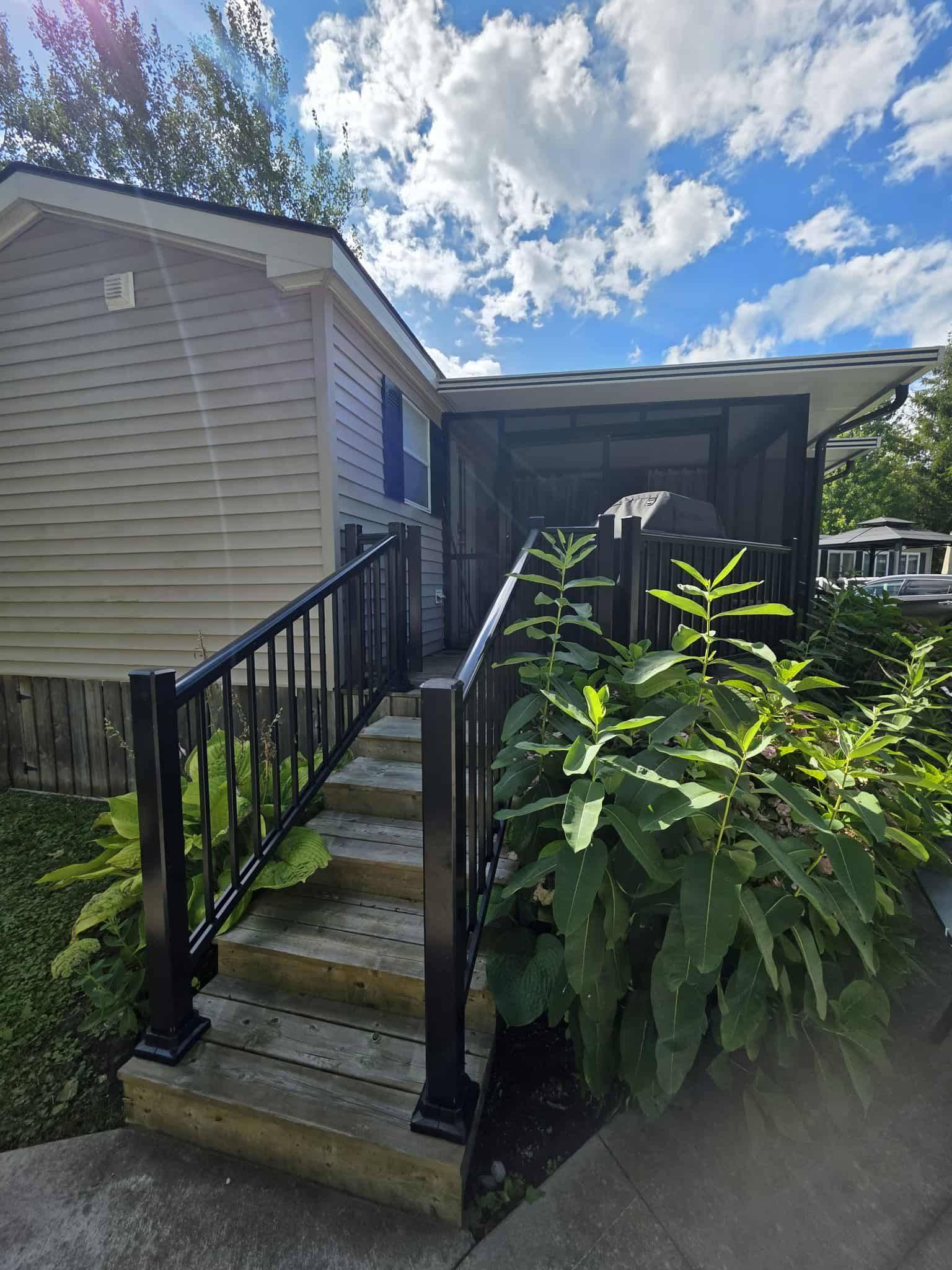 Lambton Shores, ON N0N 1J2,9338 West Ipperwash RD #JJ22