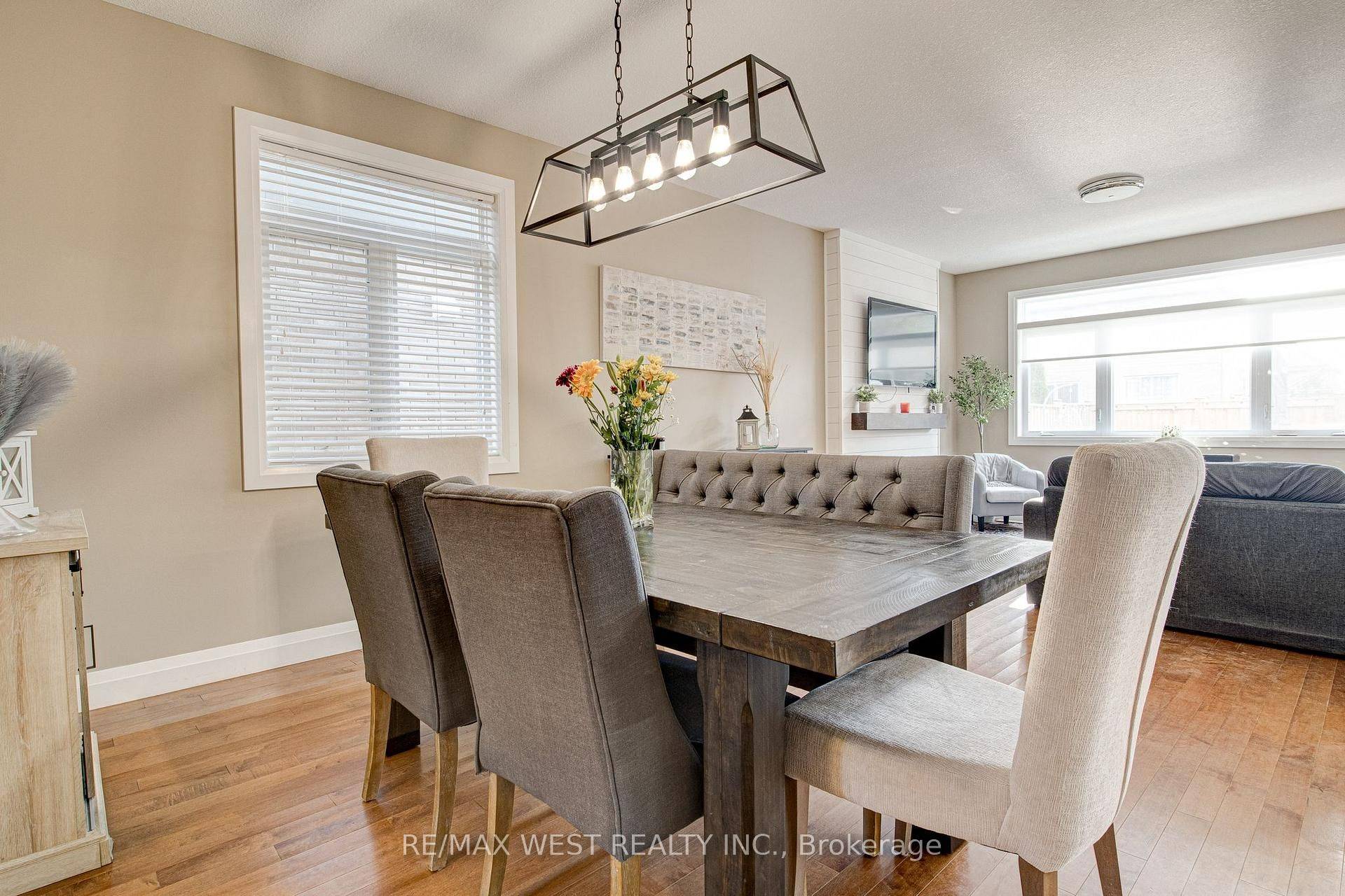 North Dumfries, ON N0B 1E0,68 Challenger AVE