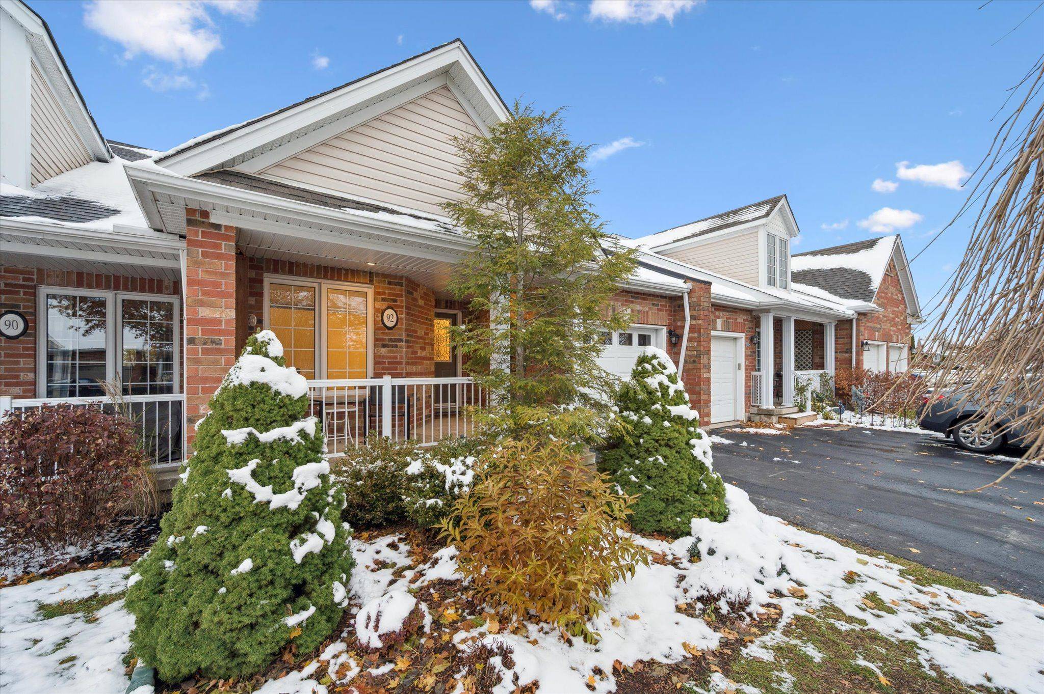 Guelph, ON N1E 7B4,92 Schroder CRES
