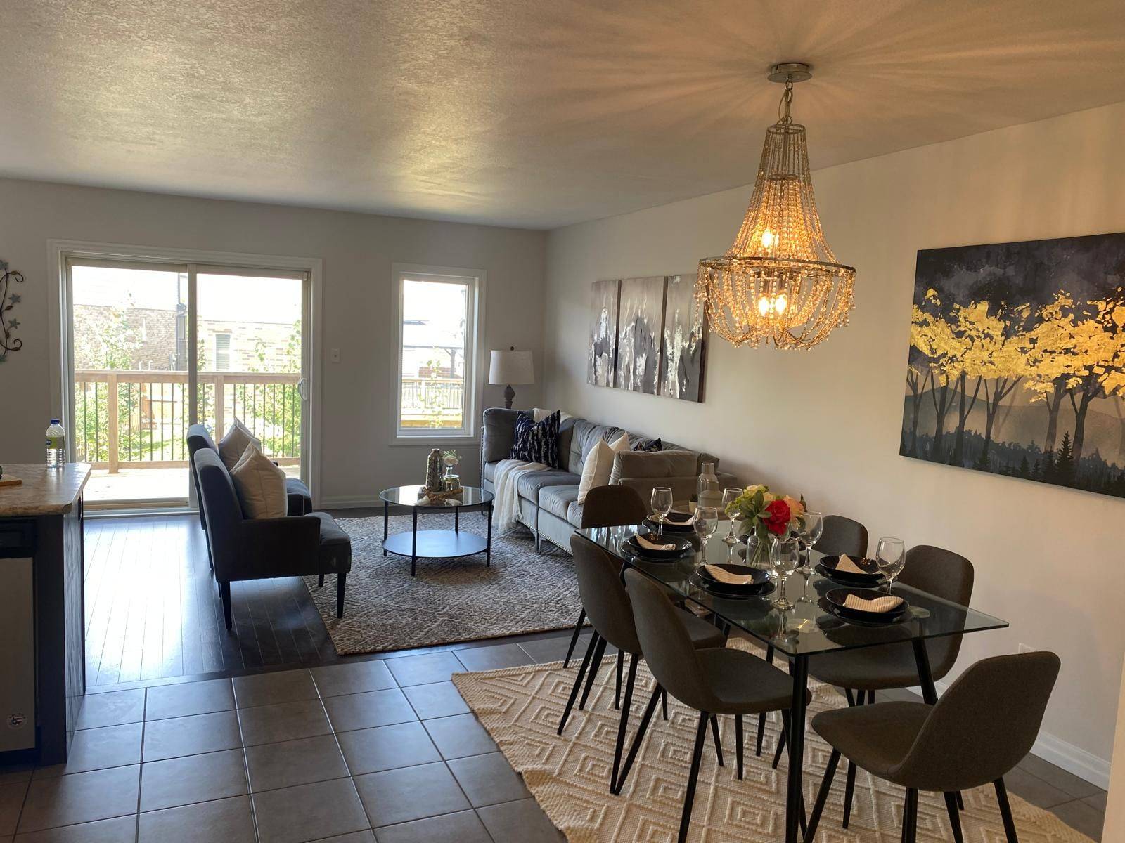 Cambridge, ON N1S 0B6,135 Hardcastle DR #46