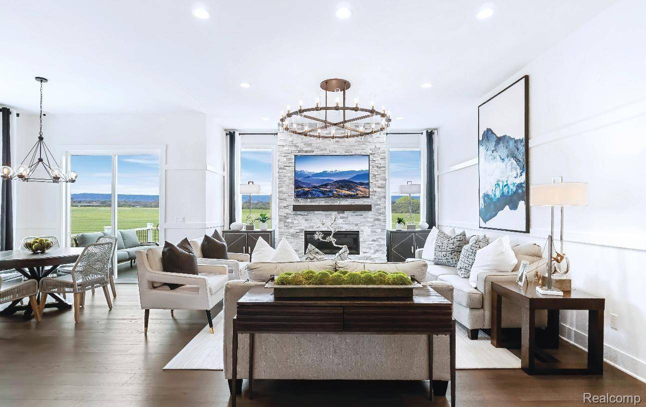 West Bloomfield, MI 48322,7893 ARIMOORE DR