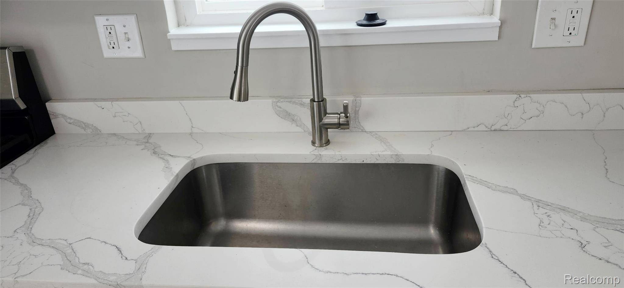 Sterling Heights, MI 48310,34568 Viceroy DR