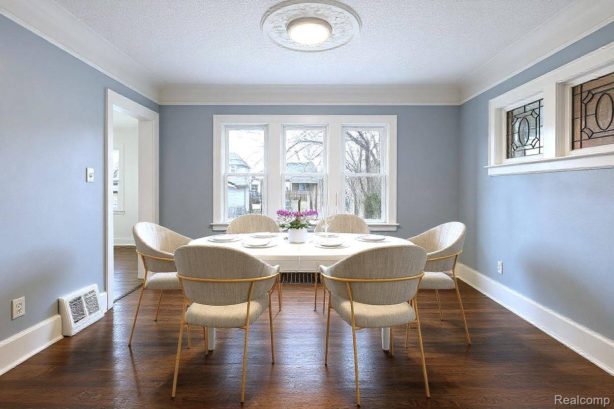 Detroit, MI 48227,15721 Mansfield ST