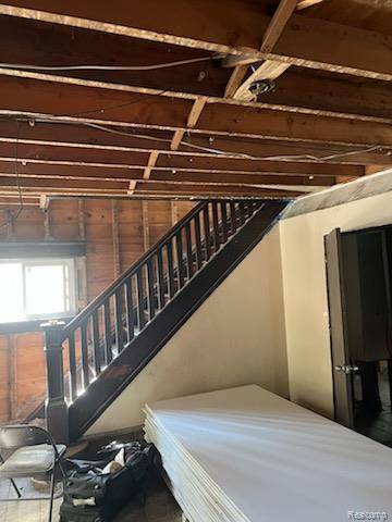 Lansing, MI 48915,320 Huron ST