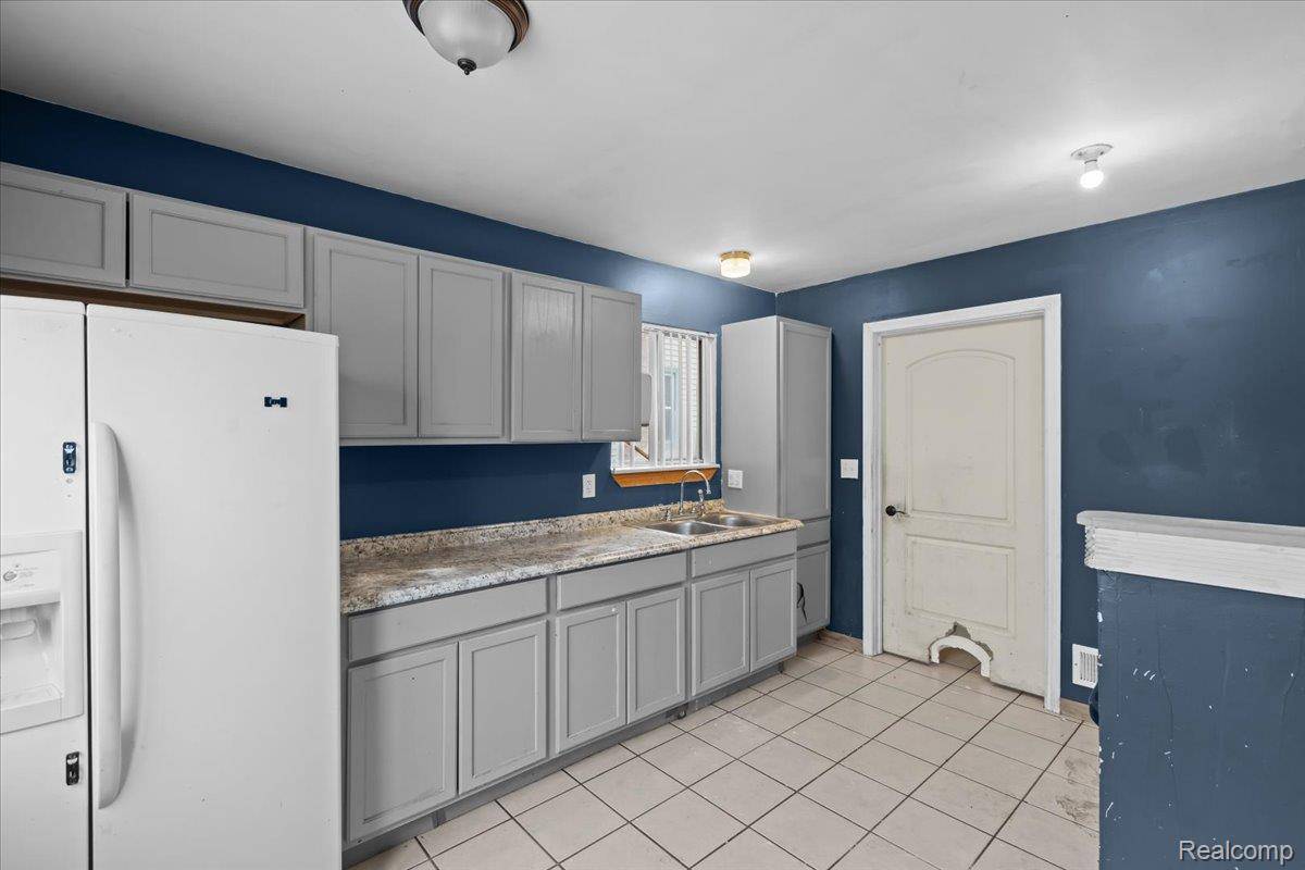 Taylor, MI 48180,5952 Banner ST