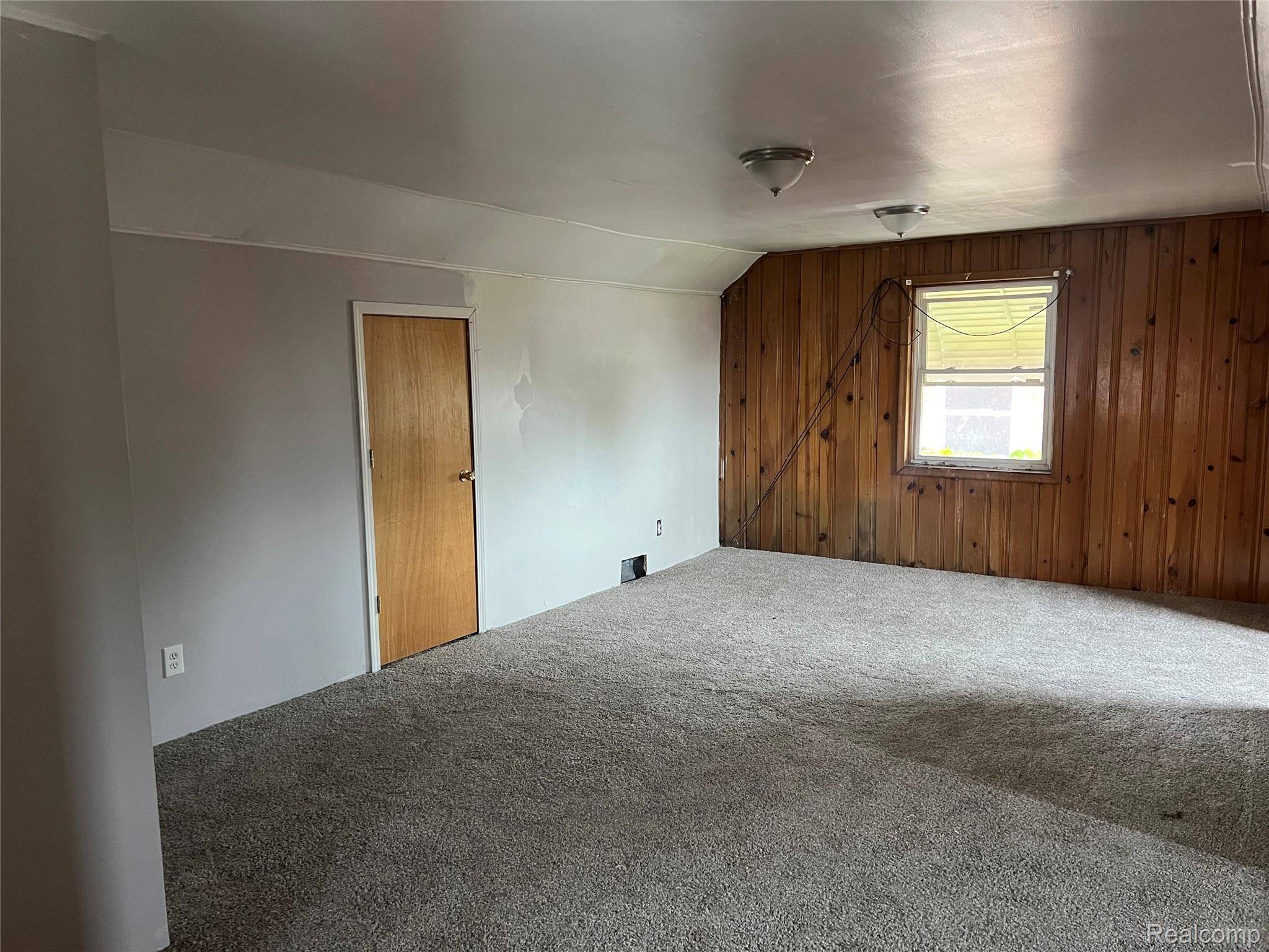 Detroit, MI 48205,11851 College ST