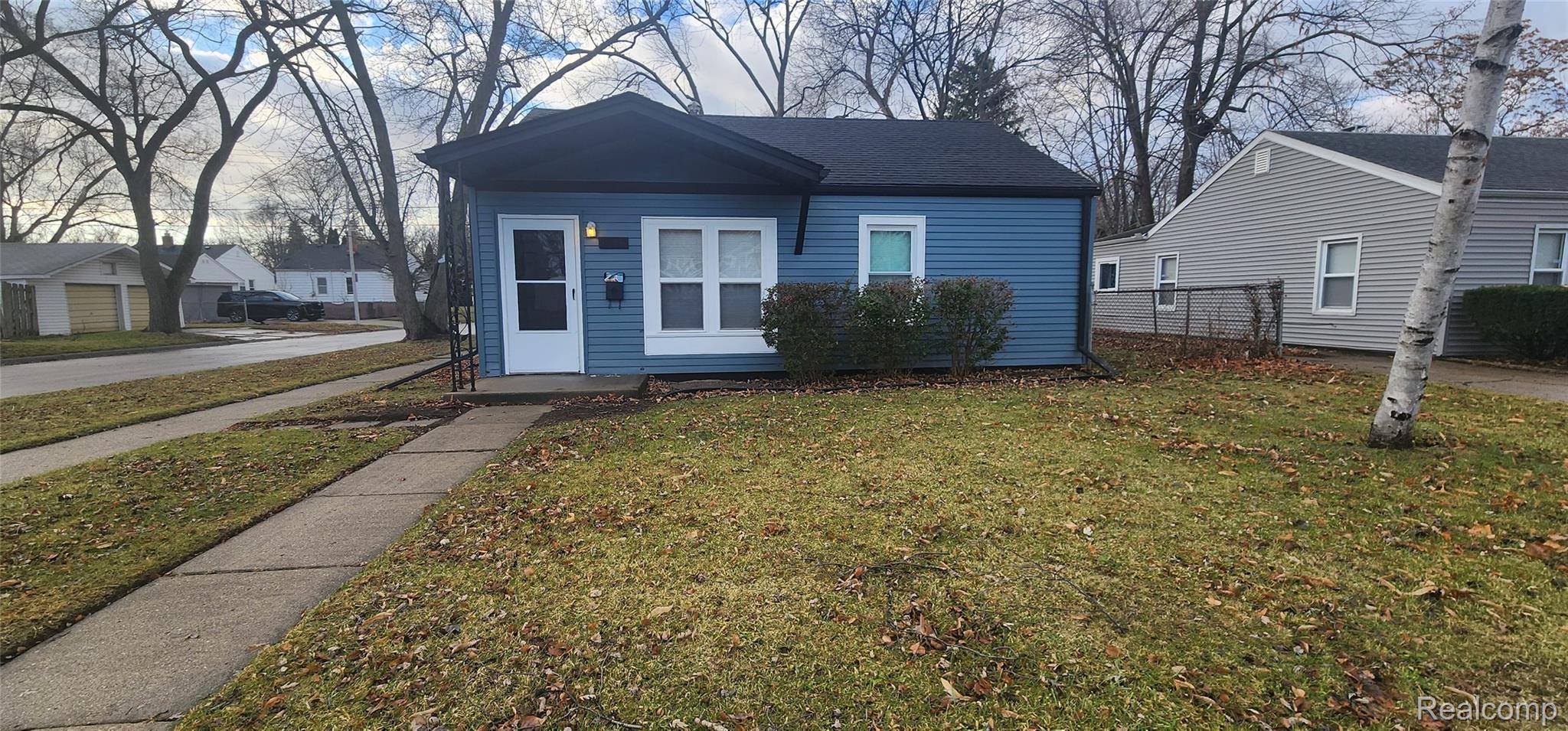 Harper Woods, MI 48225,18810 Roscommon ST