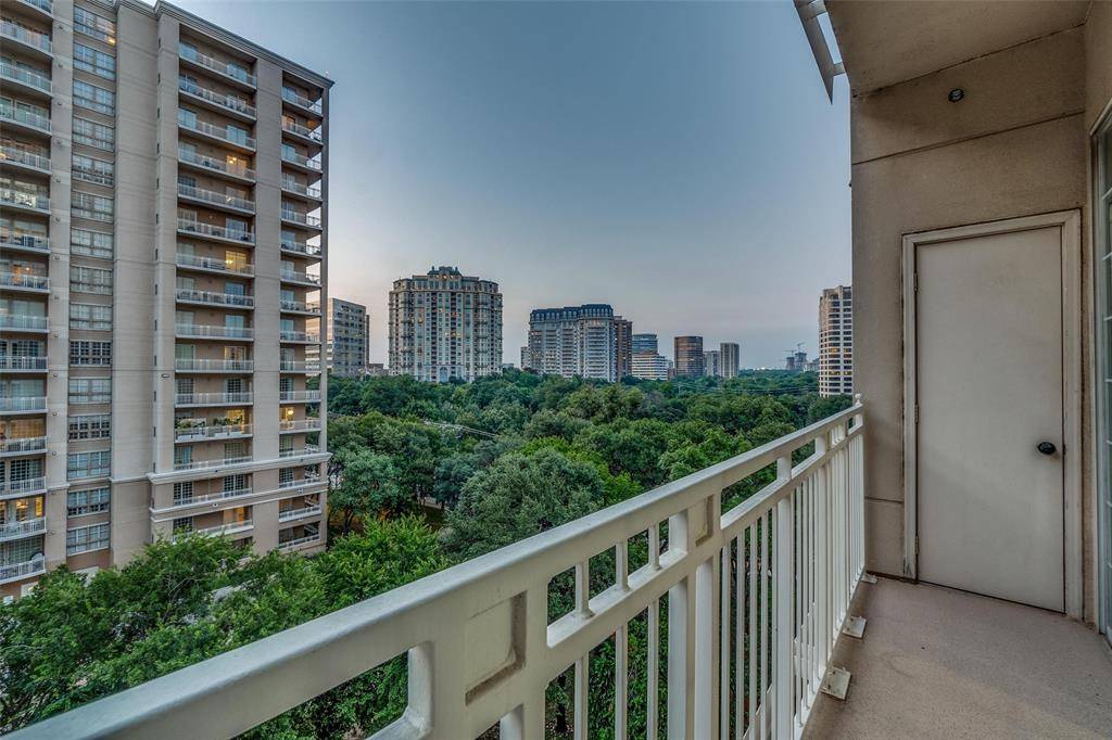 Dallas, TX 75219,3225 Turtle Creek Boulevard #806
