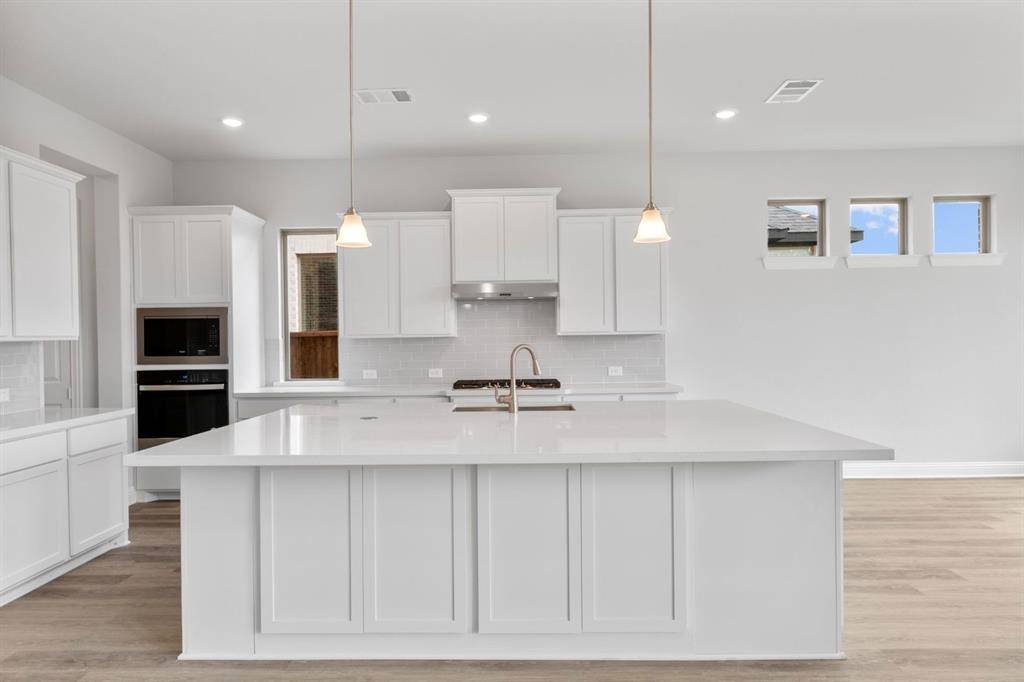 Aubrey, TX 76227,4237 Clydesdale Drive