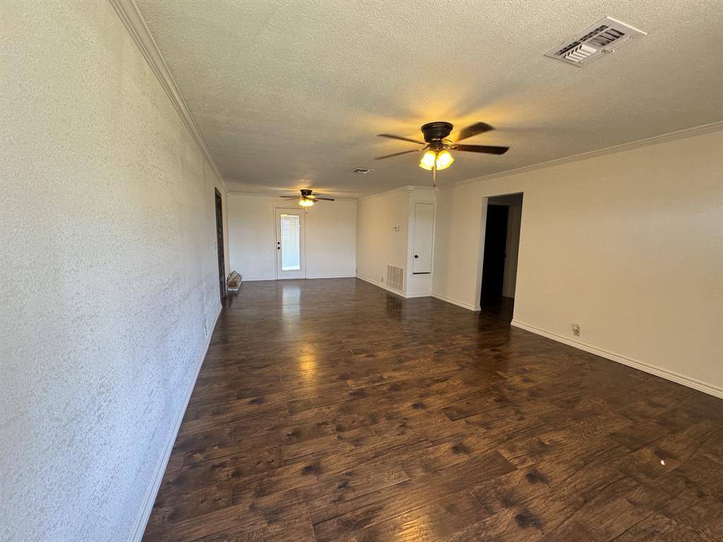 Seymour, TX 76380,19516 E Hwy 277