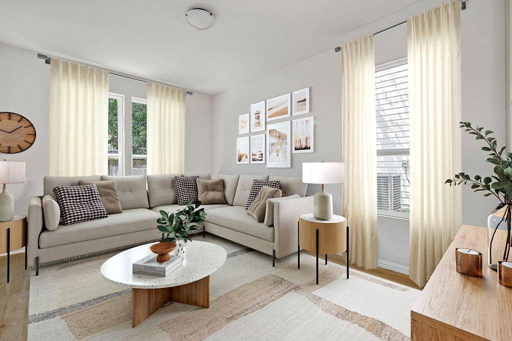 Cleburne, TX 76031,301 Eastland Street