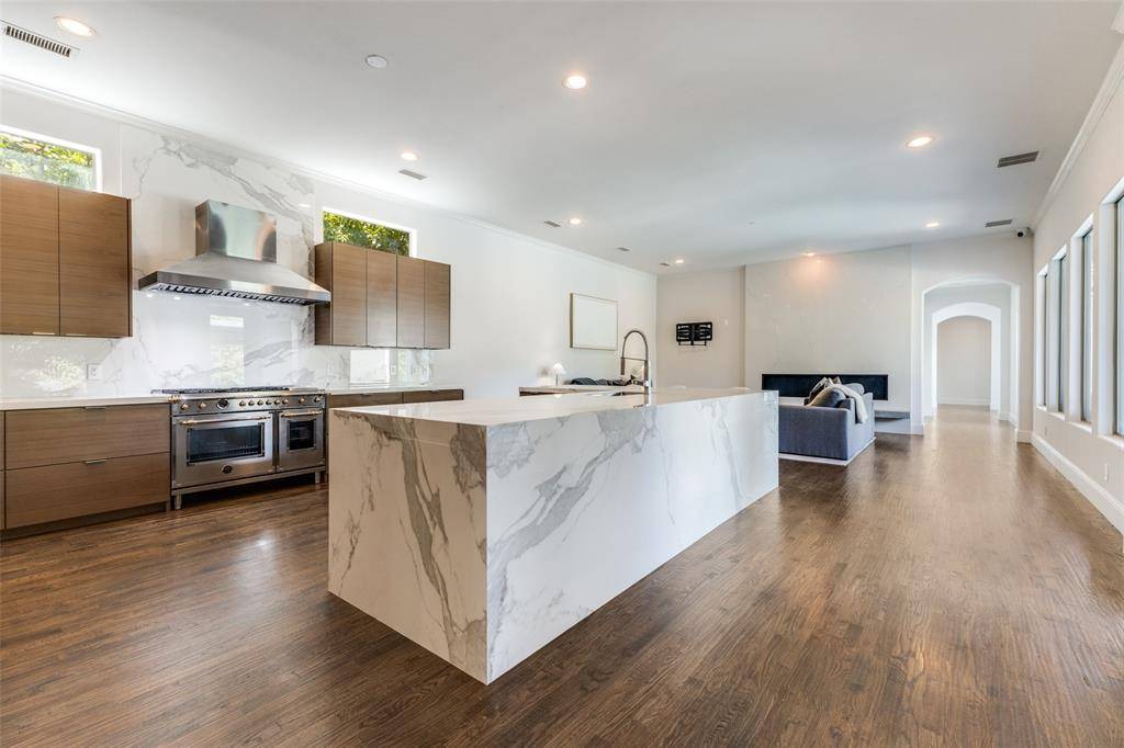 Dallas, TX 75209,8647 Wingate Drive