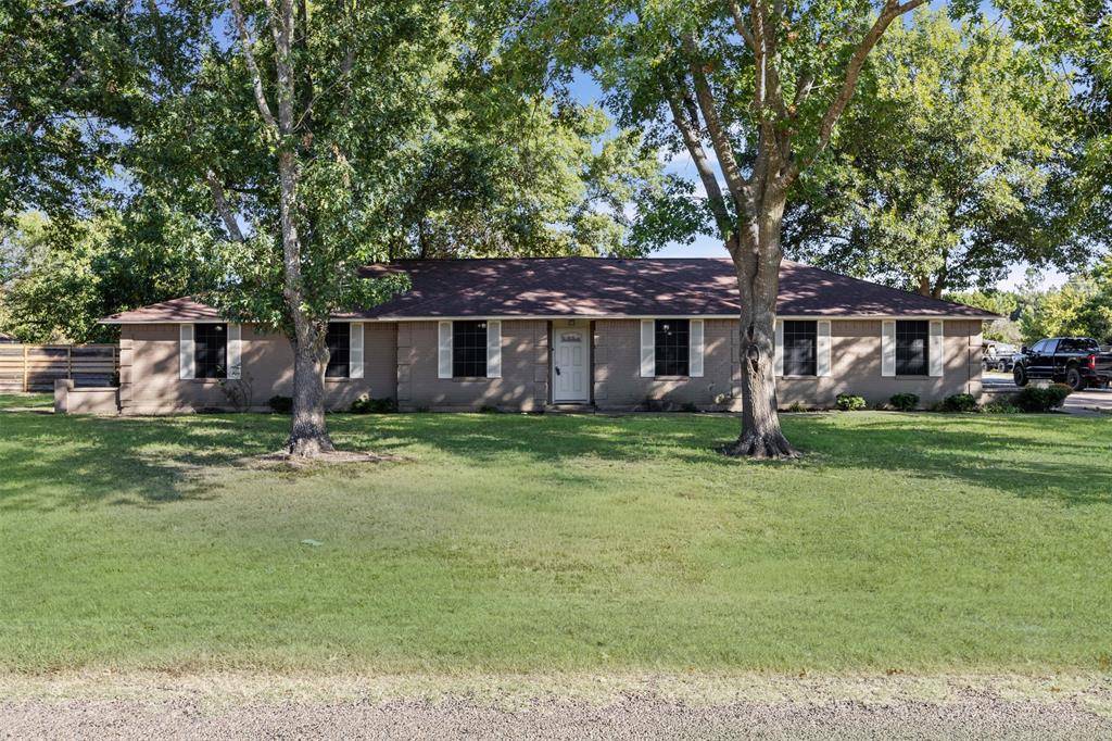 Oak Leaf, TX 75154,113 Hackberry Street