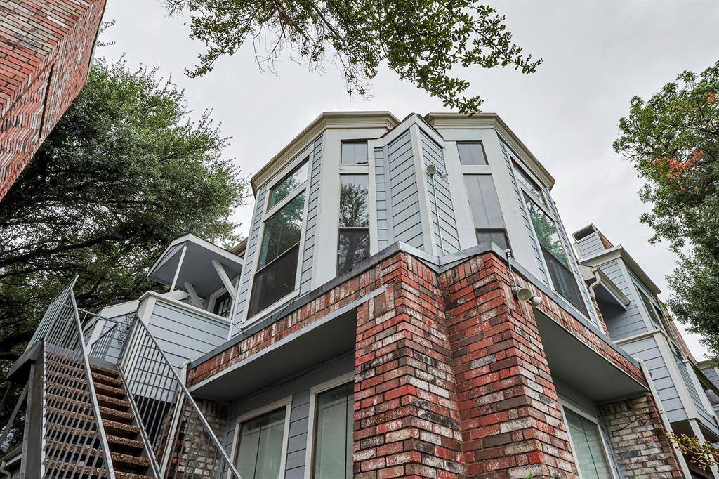 Irving, TX 75038,3420 Country Club Drive W #214