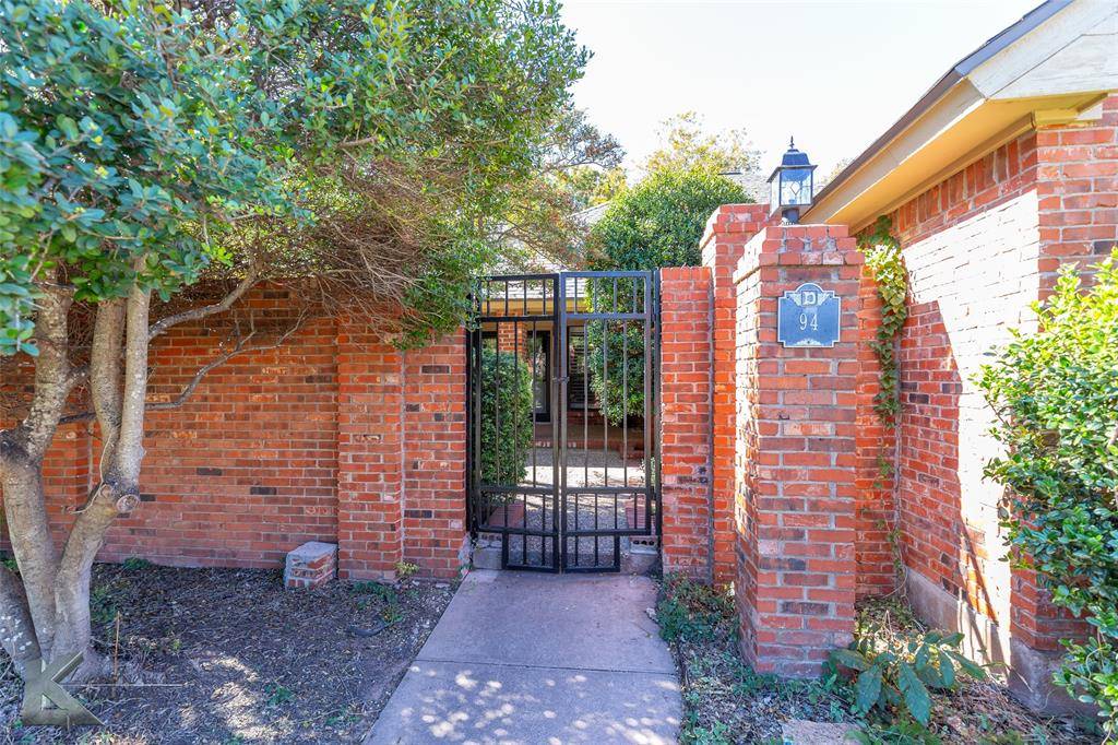 Abilene, TX 79606,94 Glen Abbey Street