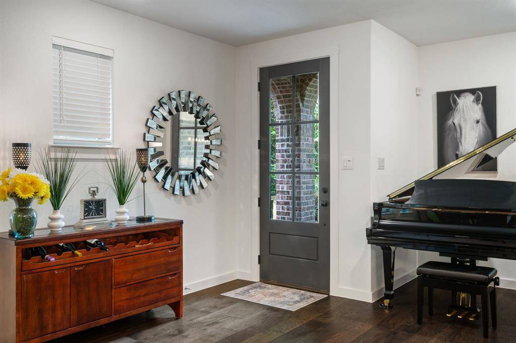 Fairview, TX 75069,872 S State Highway 5