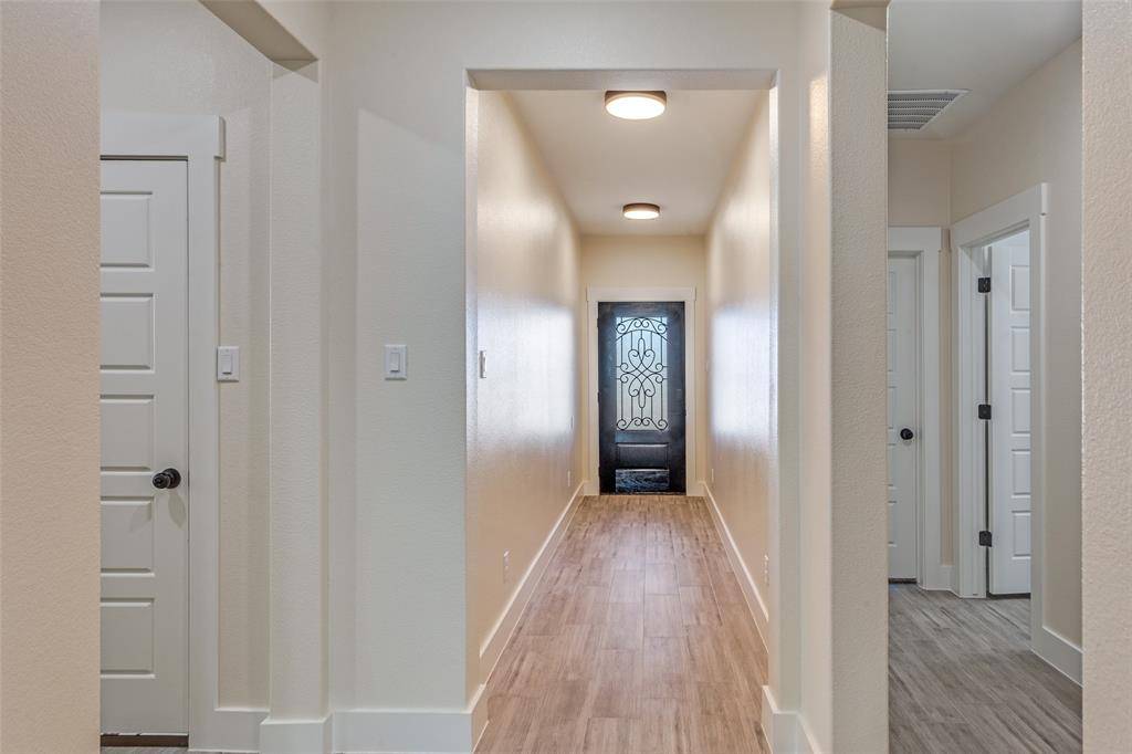 Fort Worth, TX 76107,5601 Houghton Avenue