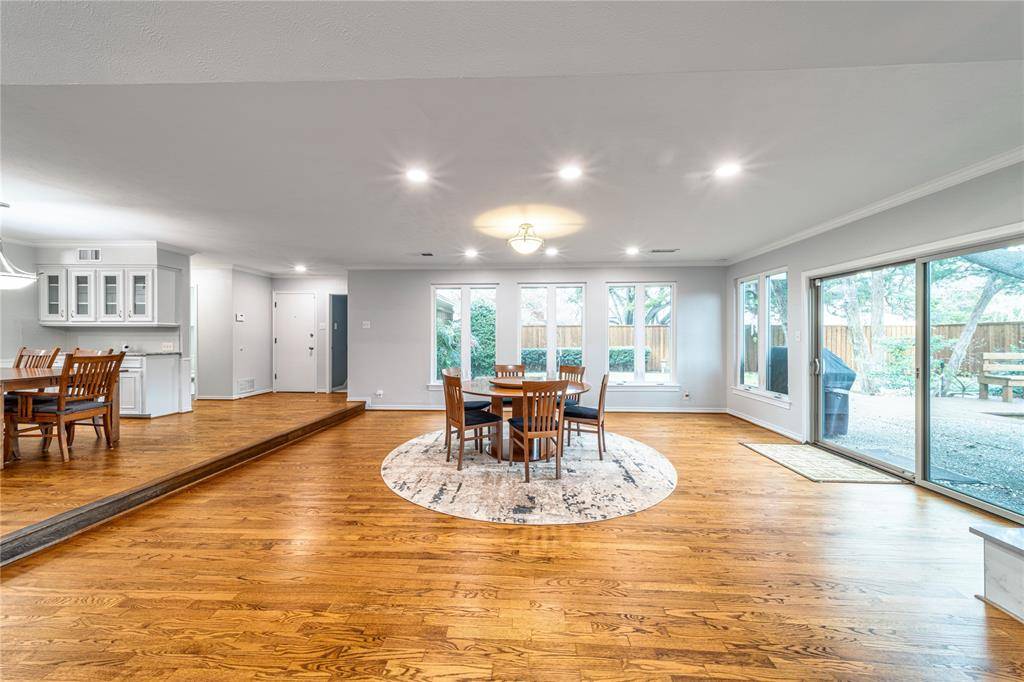 Dallas, TX 75229,3825 Echo Brook Lane