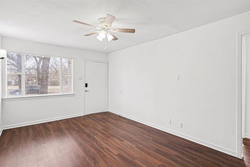 Fort Worth, TX 76111,2209 Barbell Lane