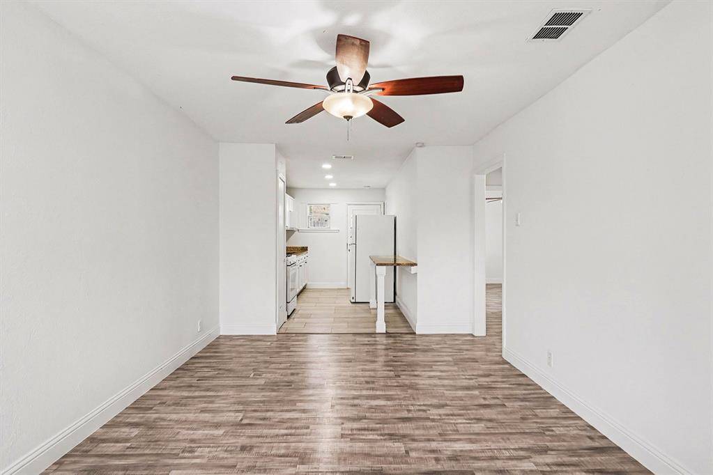 Fort Worth, TX 76111,2211 Barbell Lane