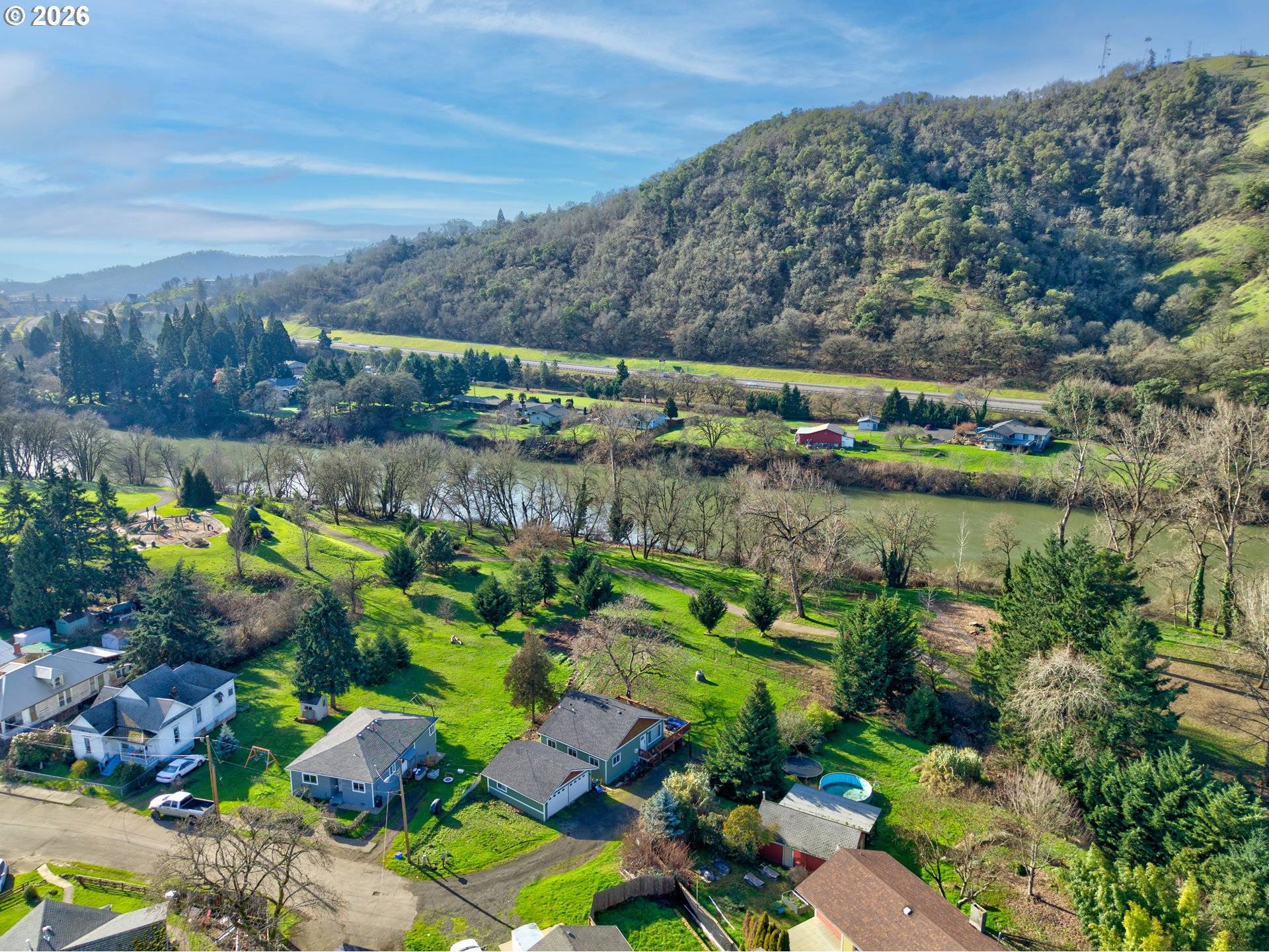 Roseburg, OR 97470,1410 SE MICELLI ST