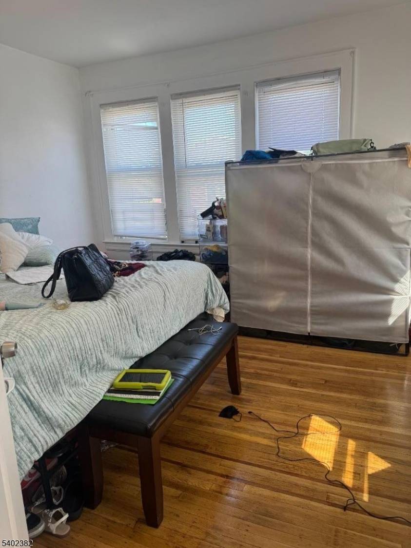 Irvington Twp., NJ 07111,15 Walter Pl