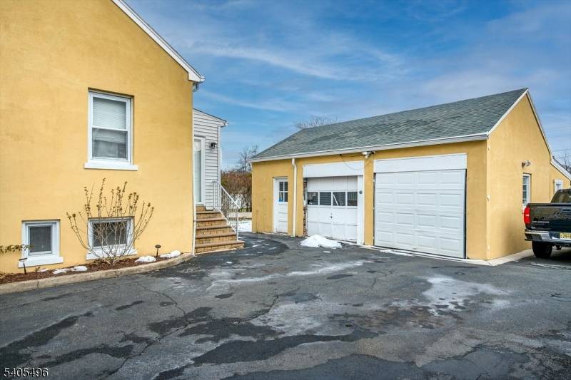 Bloomfield Twp., NJ 07003,123 Harrison St