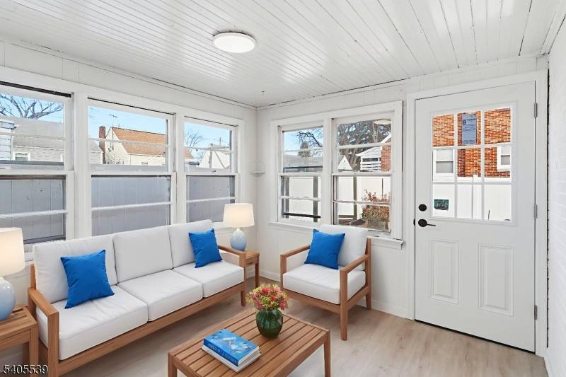 Roselle Boro, NJ 07203,703 Elm St