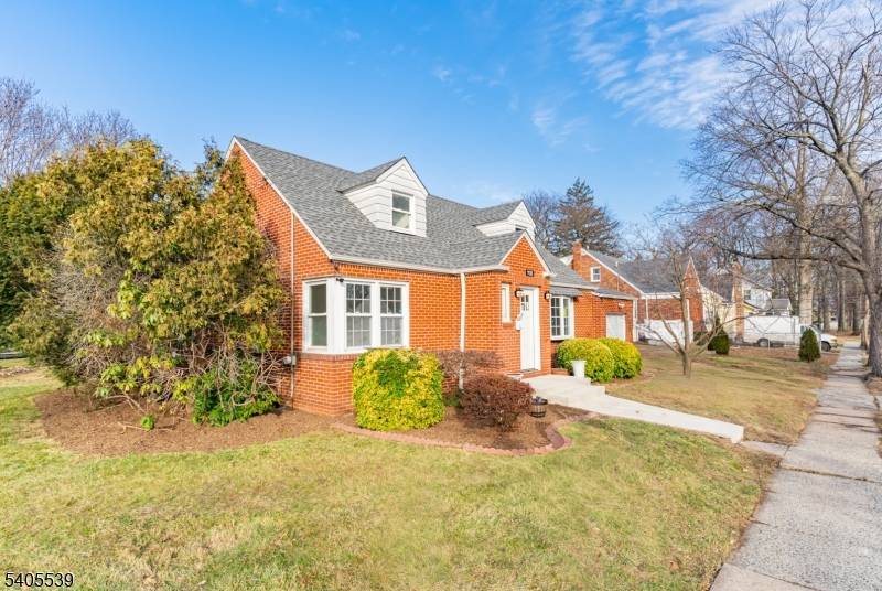 Roselle Boro, NJ 07203,703 Elm St