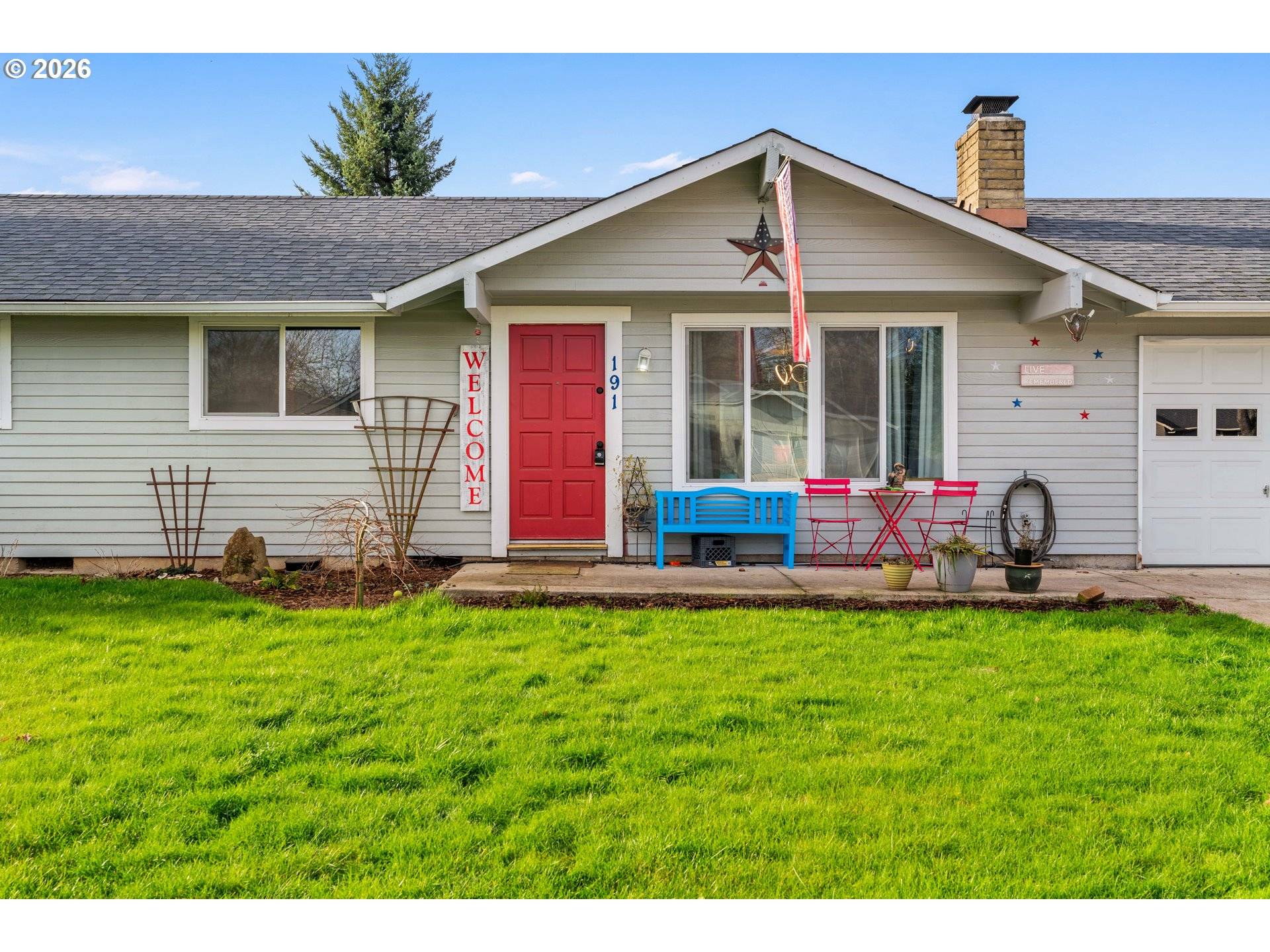 Eugene, OR 97404,191 LYNNBROOK DR