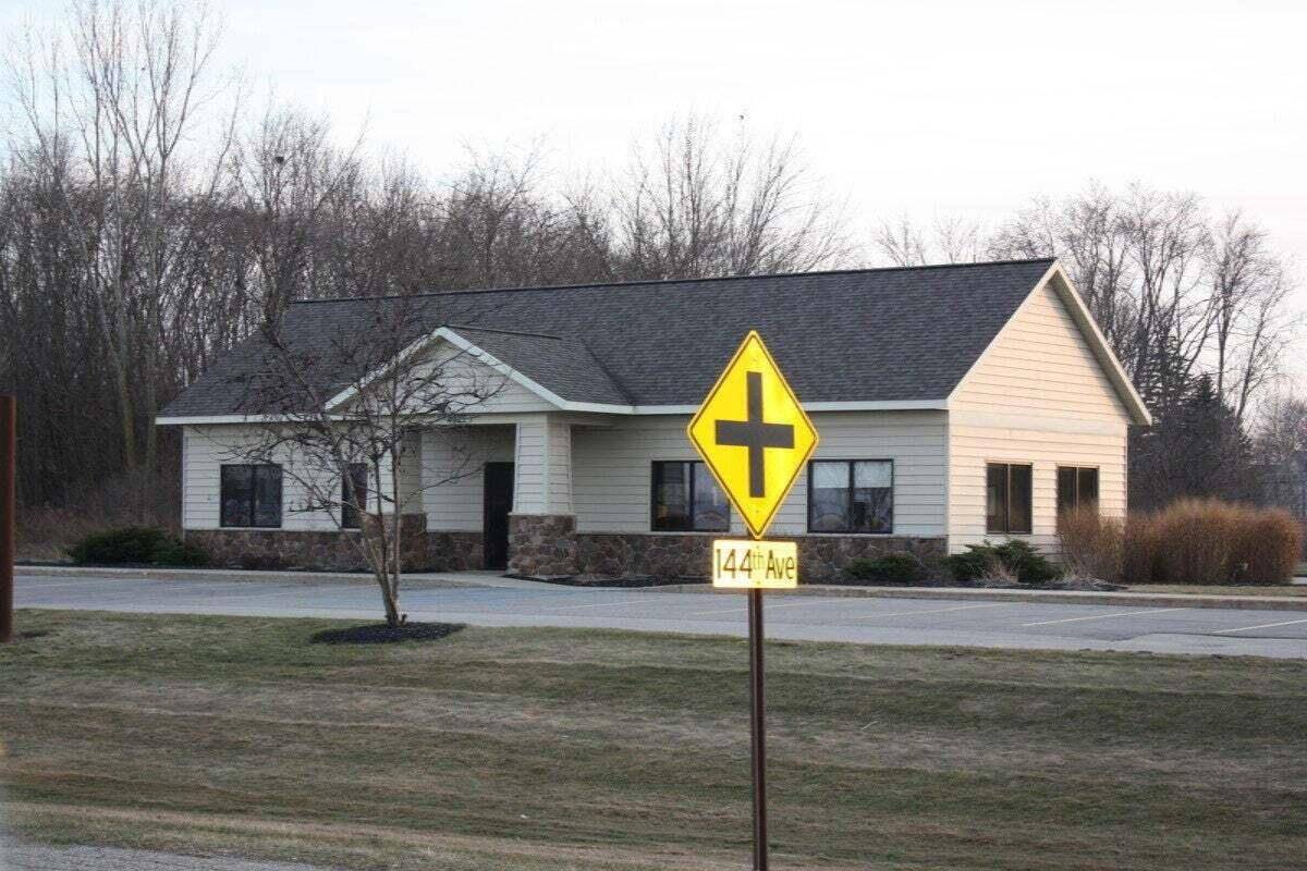 Wayland, MI 49348,4426 Division AVE