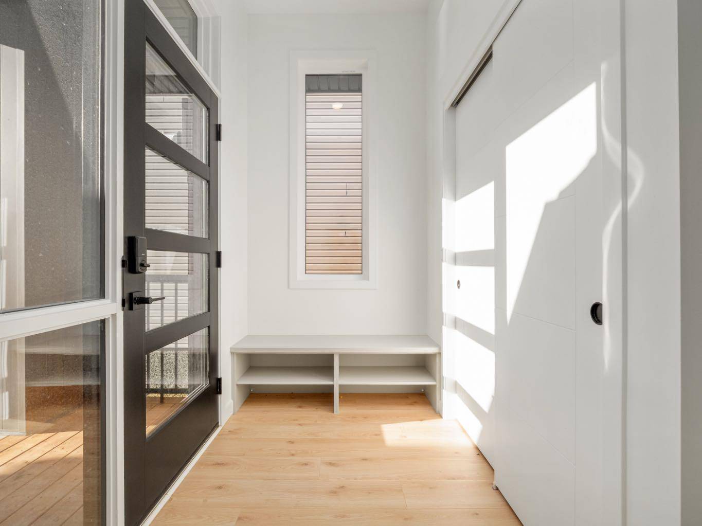 Lethbridge, AB T1H7J5,405 Blackwolf BLVD N