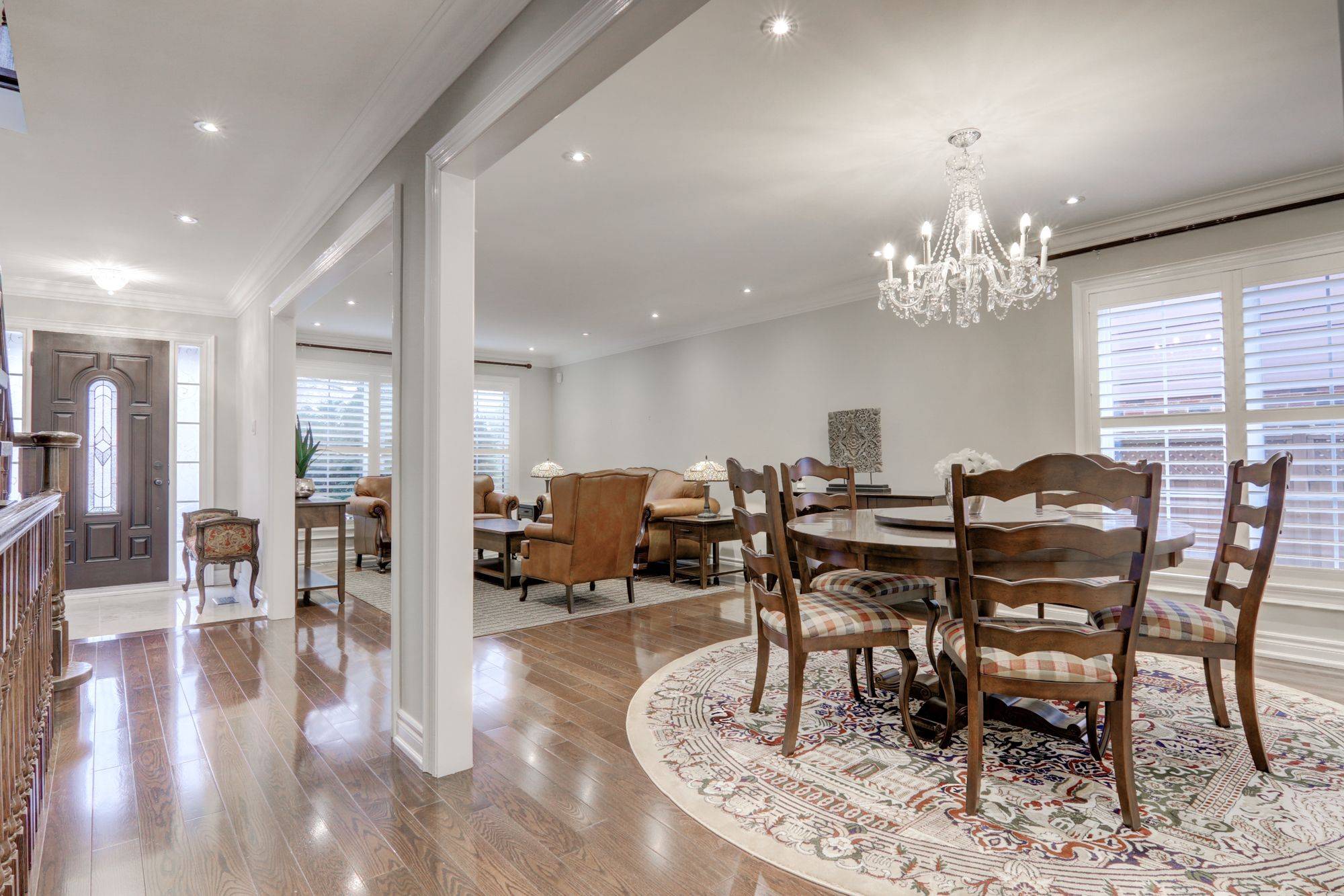 Toronto C13, ON M3B 3B4,19 Abbeywood TRL