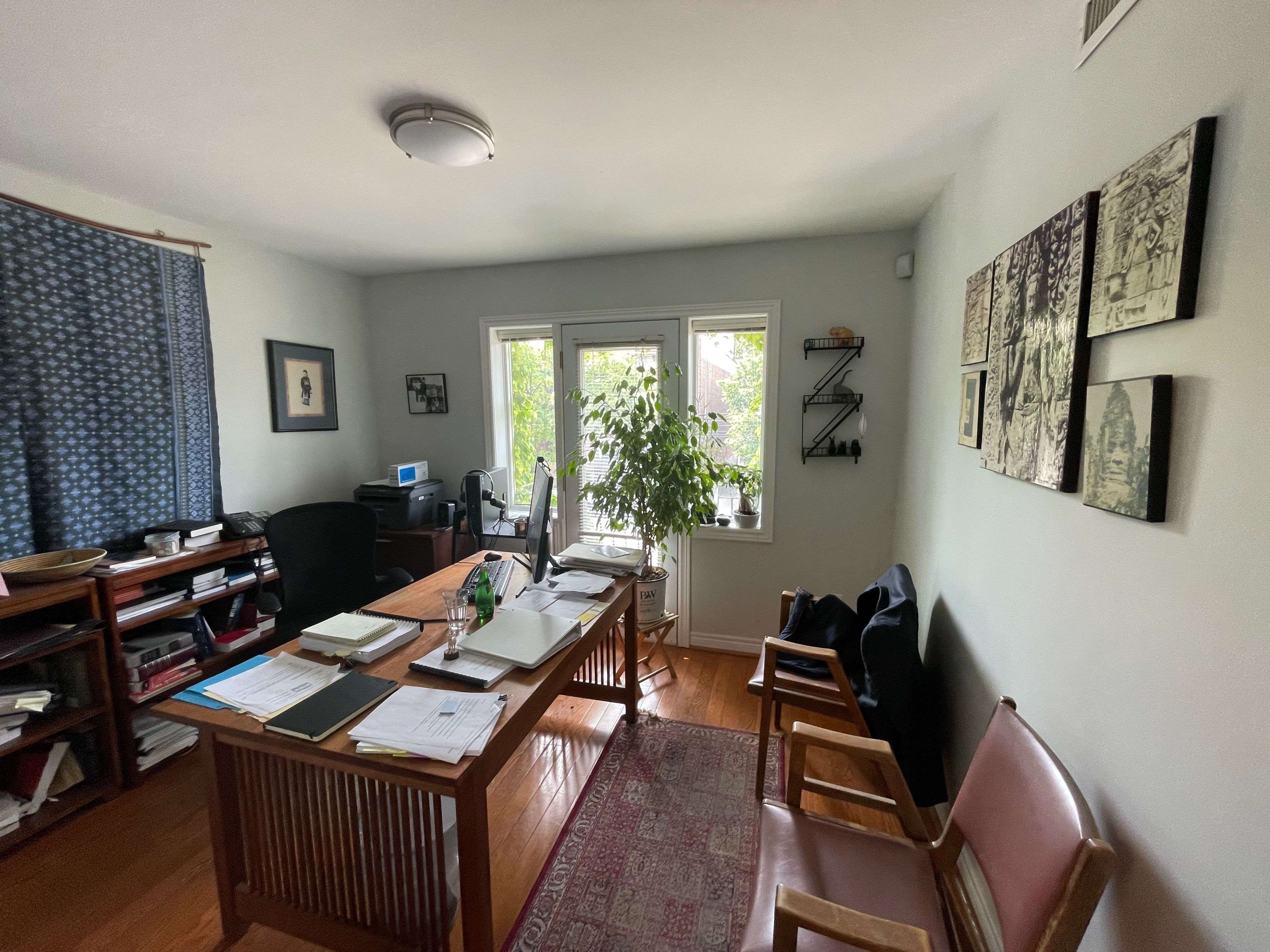 Toronto C03, ON M6C 1A6,596 St. Clair AVE W #Floor 2