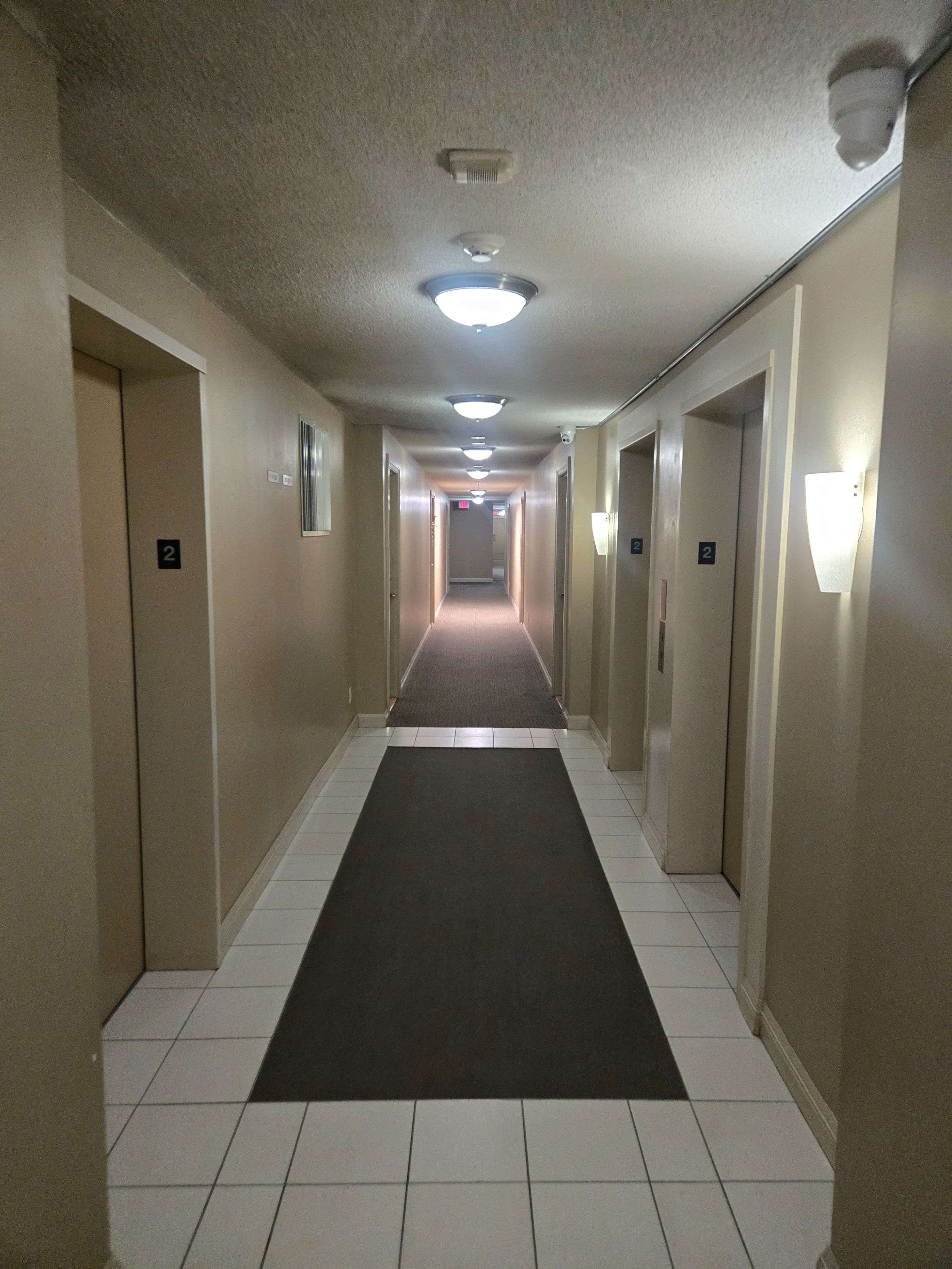 Toronto E08, ON M1M 3X9,3650 Kingston RD #205