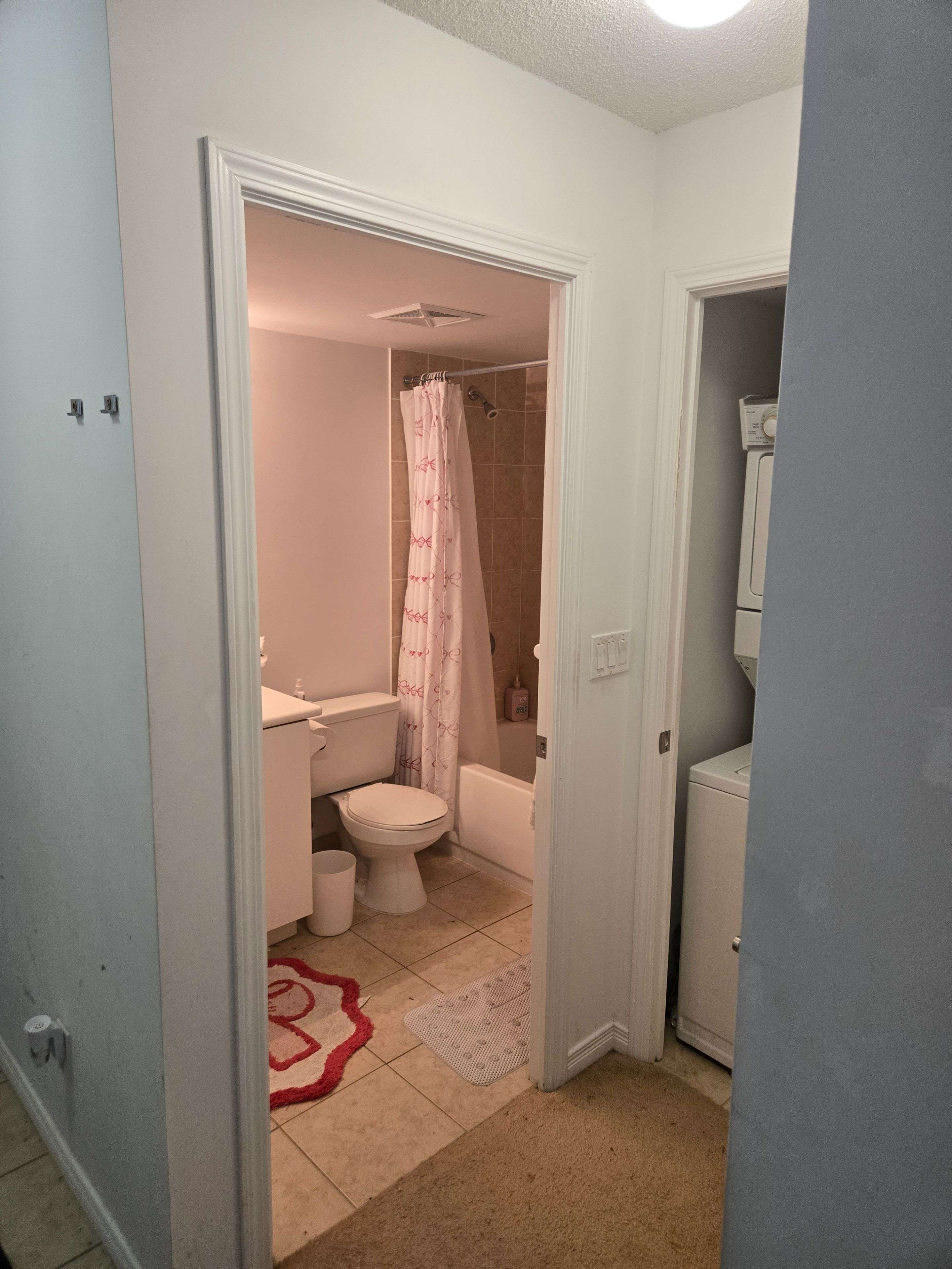 Toronto E08, ON M1M 3X9,3650 Kingston RD #205