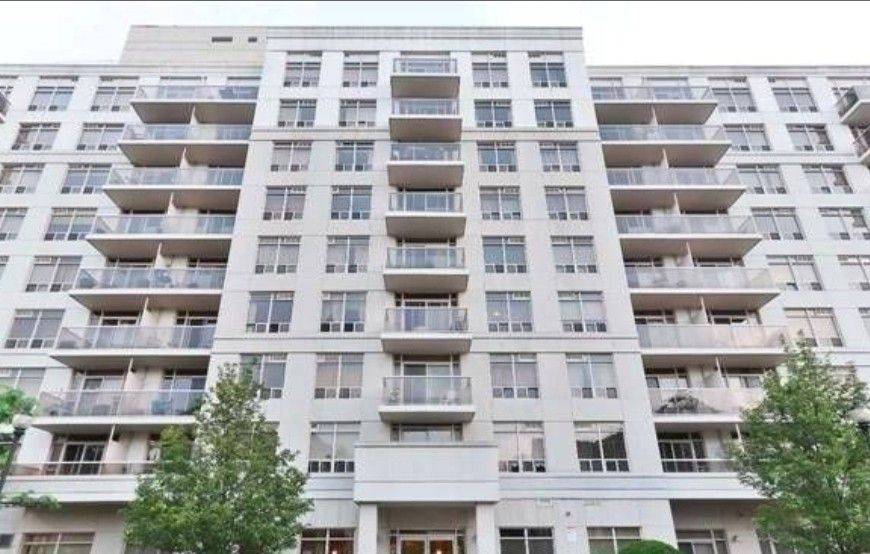 Toronto E08, ON M1M 3X9,3650 Kingston RD #205