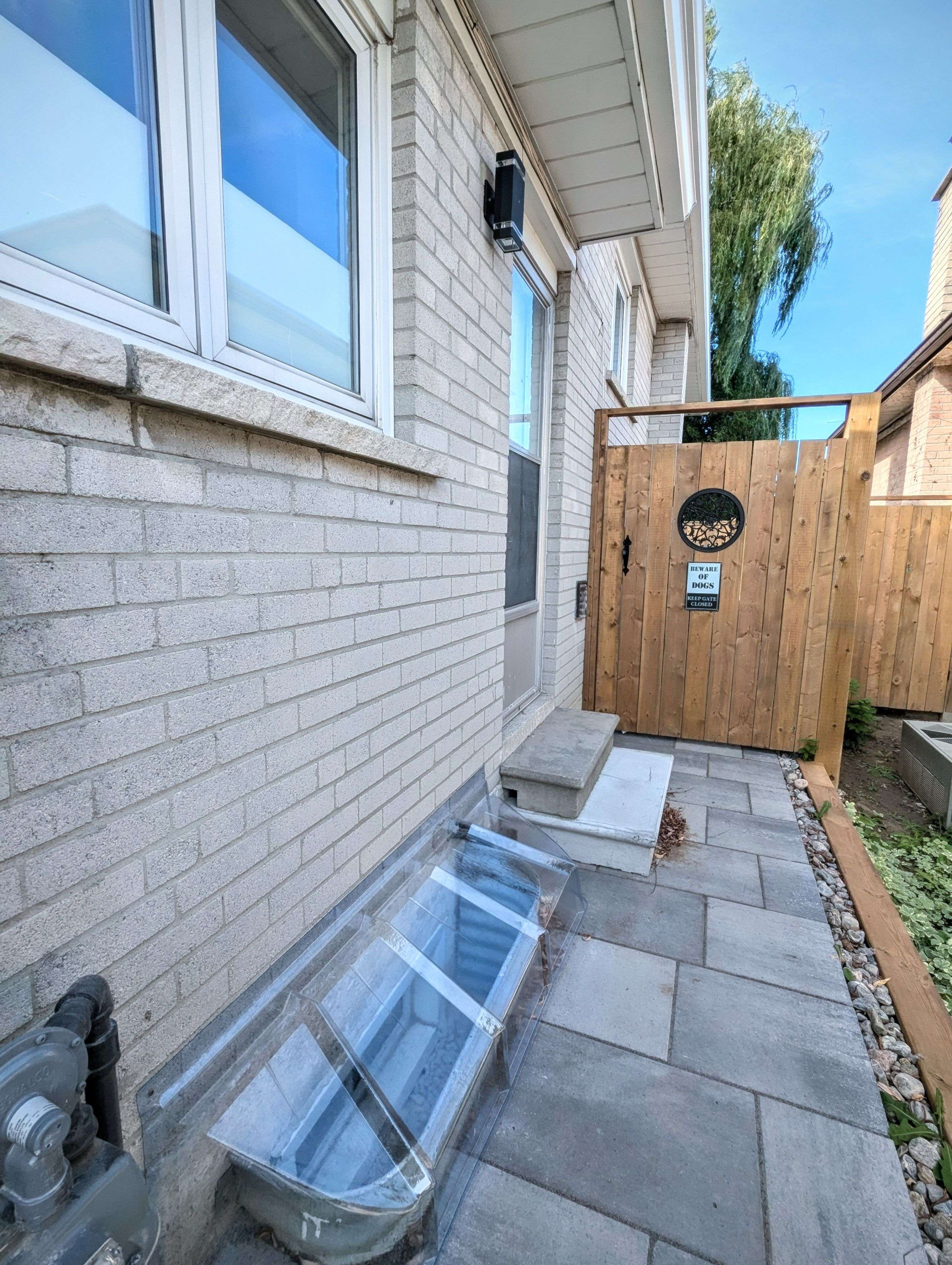 Toronto E05, ON M1T 2H5,Address not disclosed