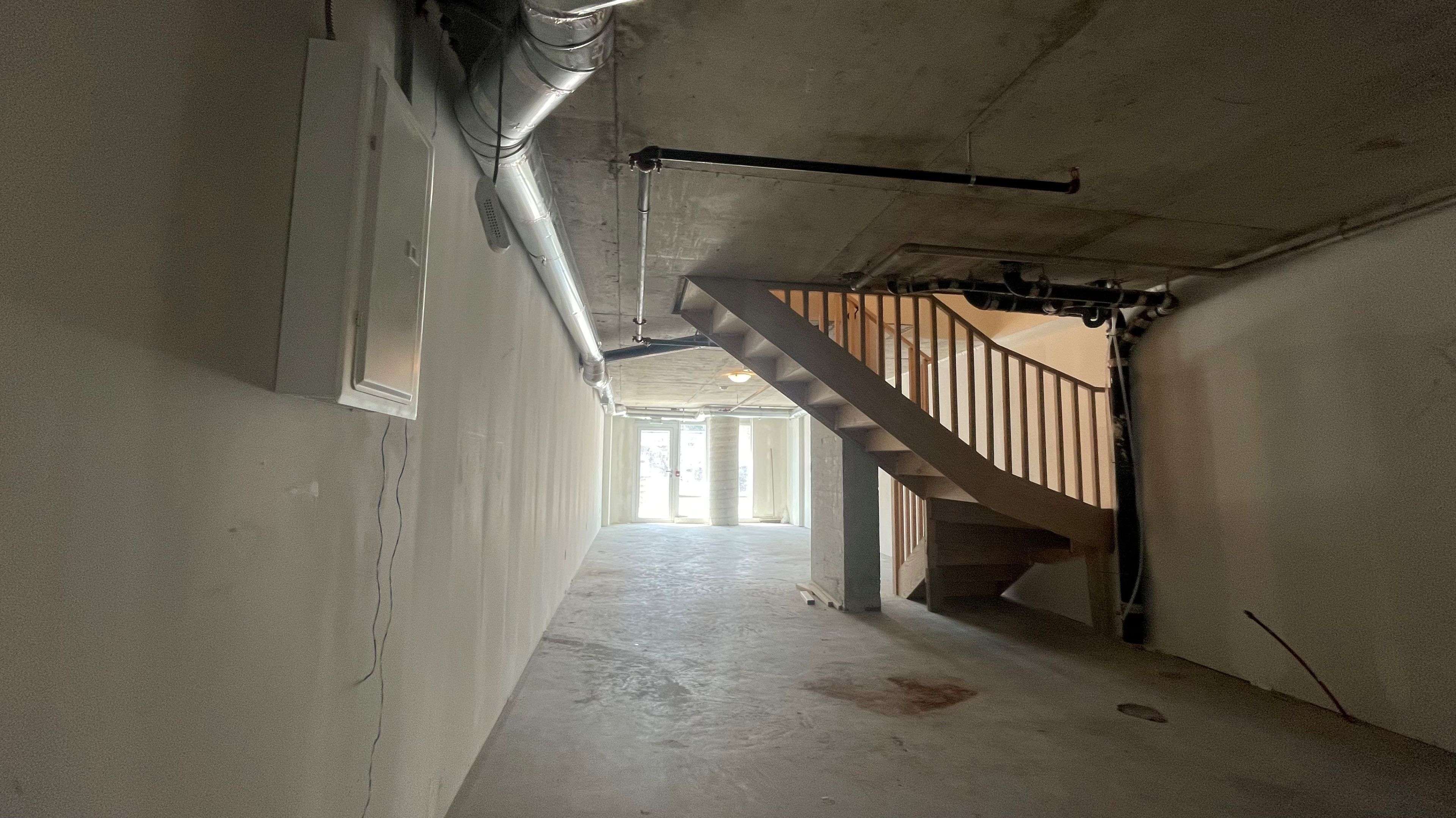 Toronto E06, ON M1N 1T7,2201 Kingston RD #2211